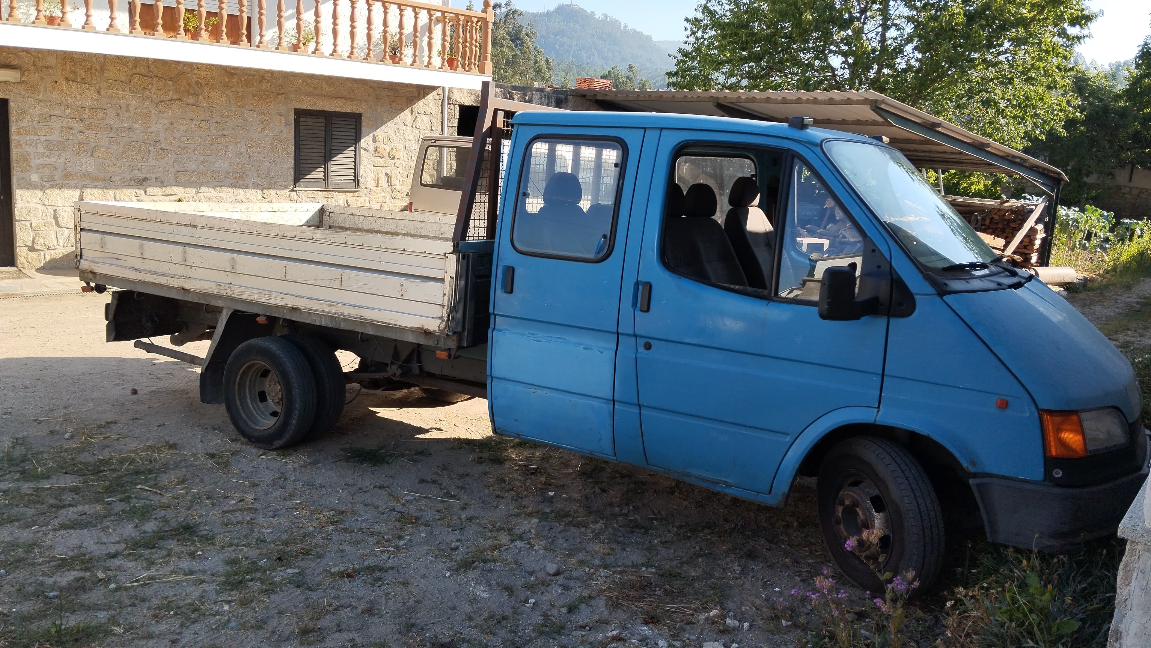 Ford Transit · Ano 1993 — image 2