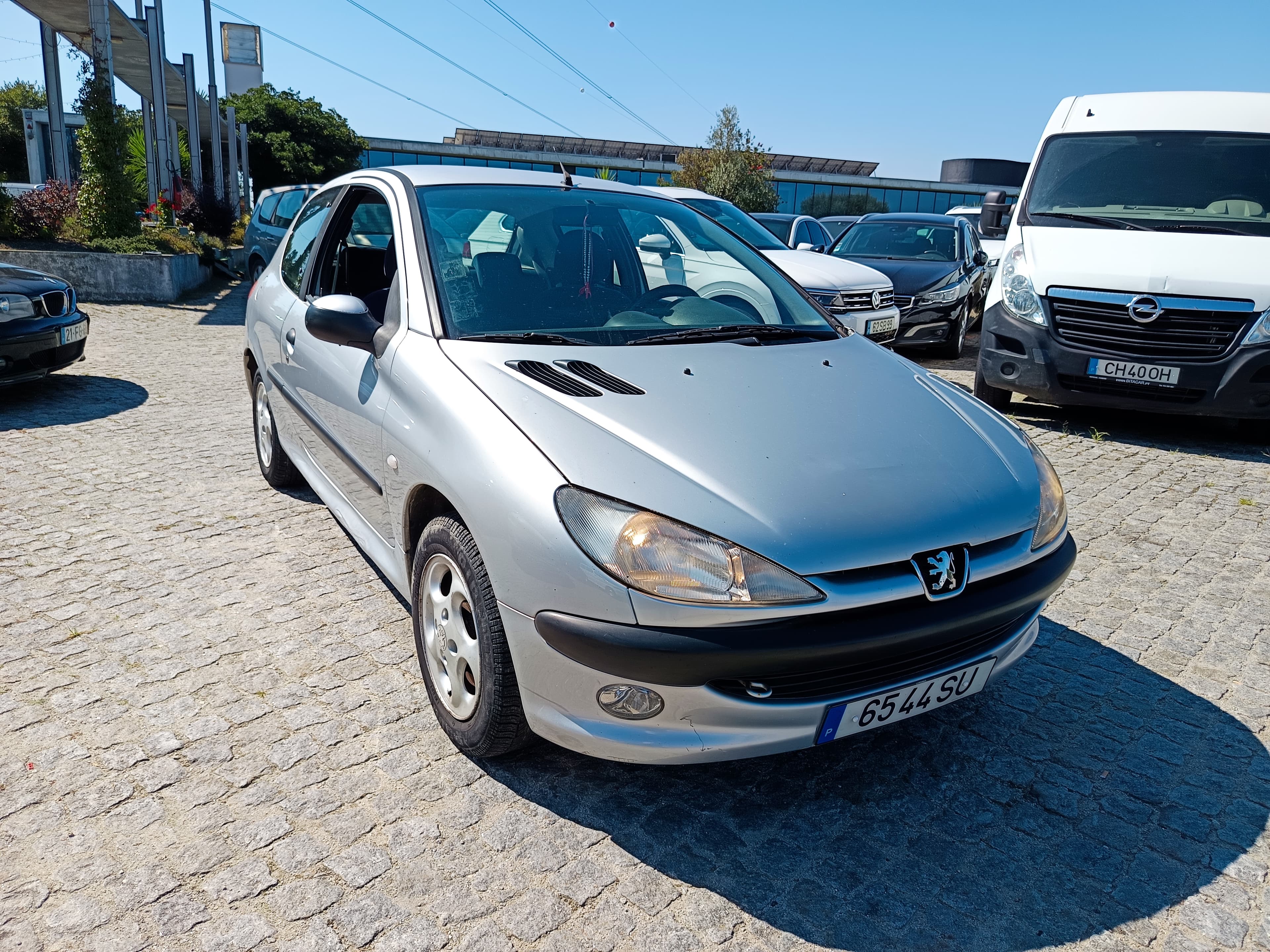 Peugeot 206 · Ano 2001 — imagem 3