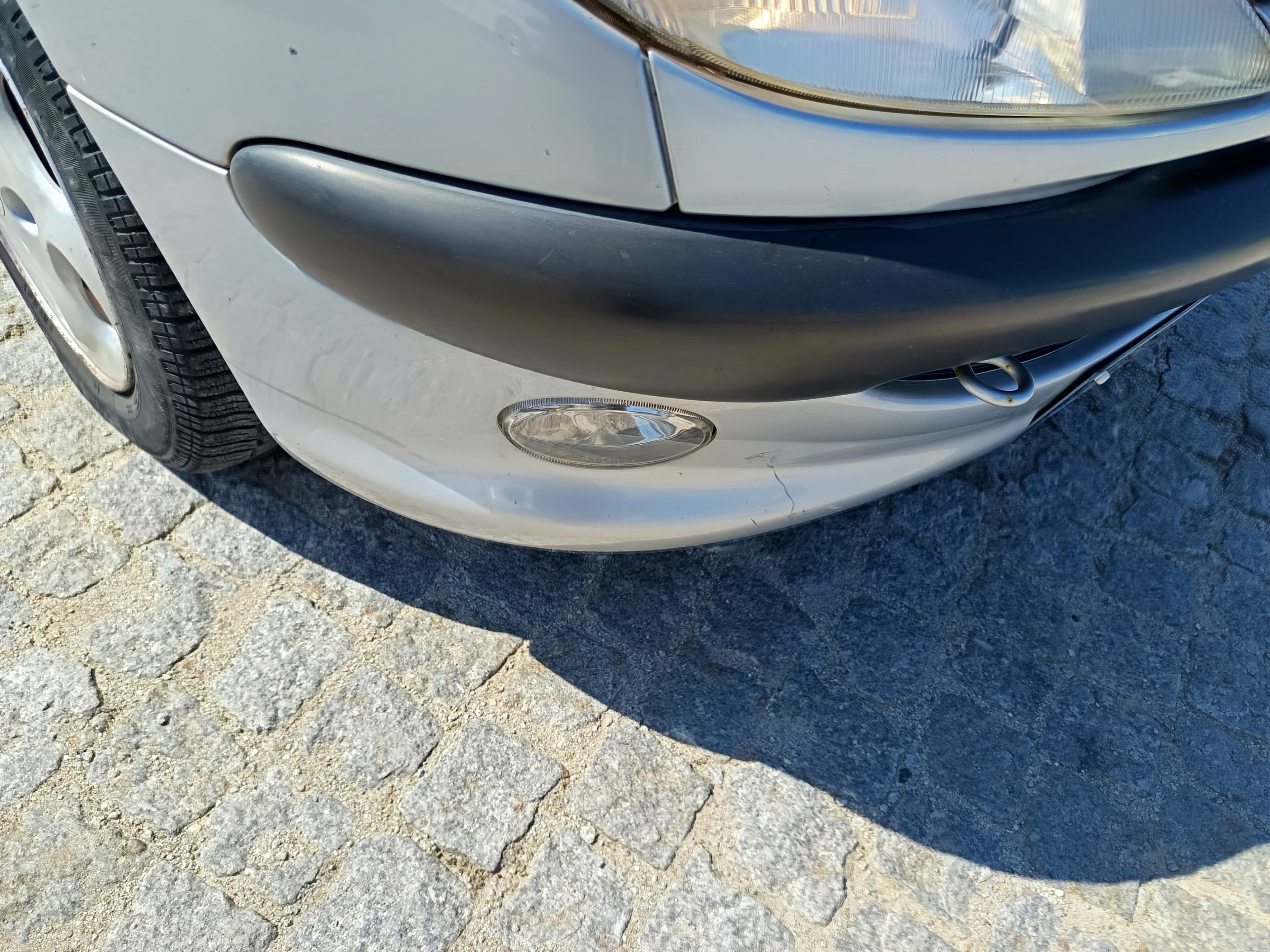 Peugeot 206 · Ano 2001 — imagem 11
