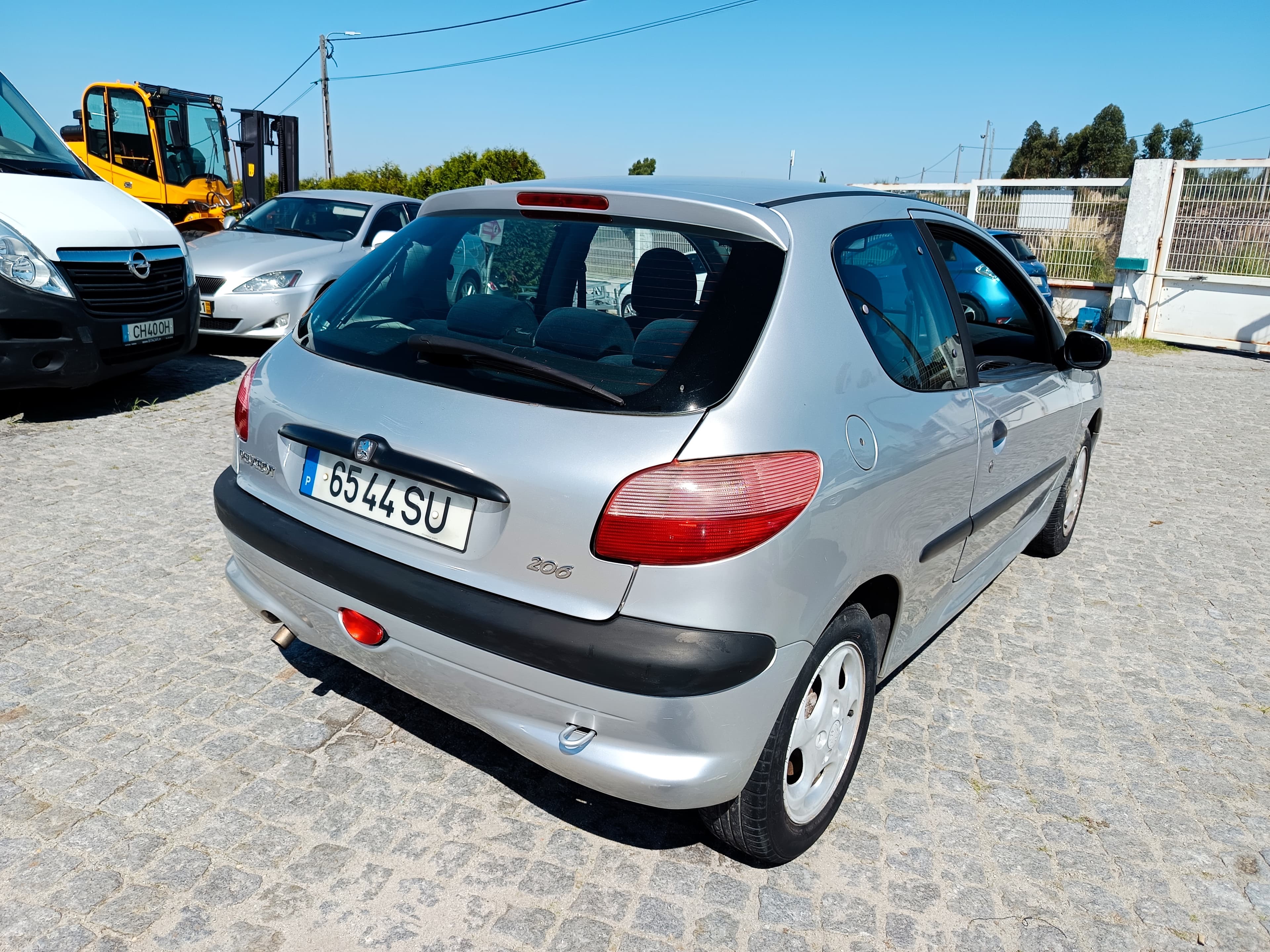 Peugeot 206 · Ano 2001 — imagem 4