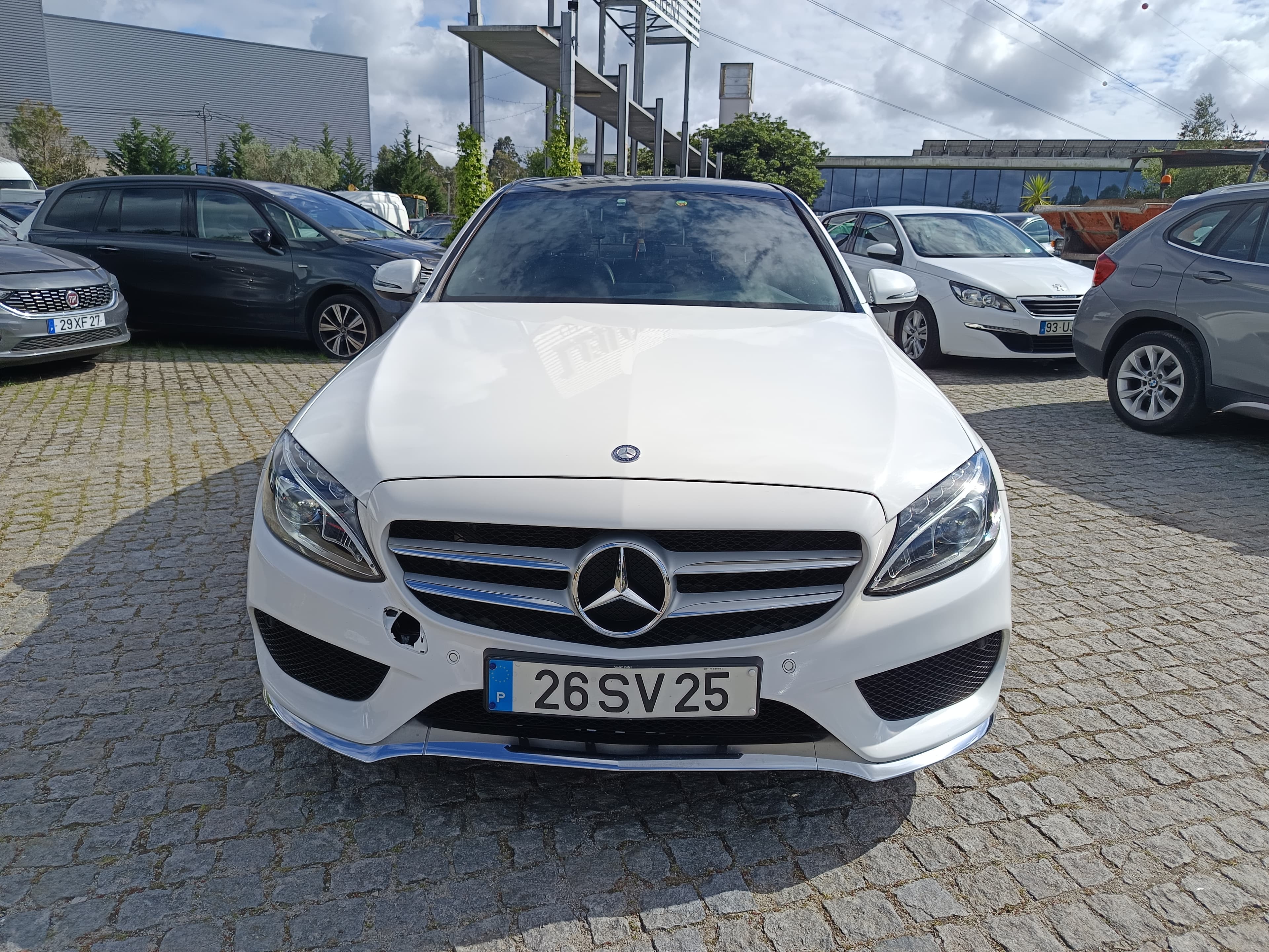 Mercedes-Benz C220 AMG · Ano 2017 — image 2