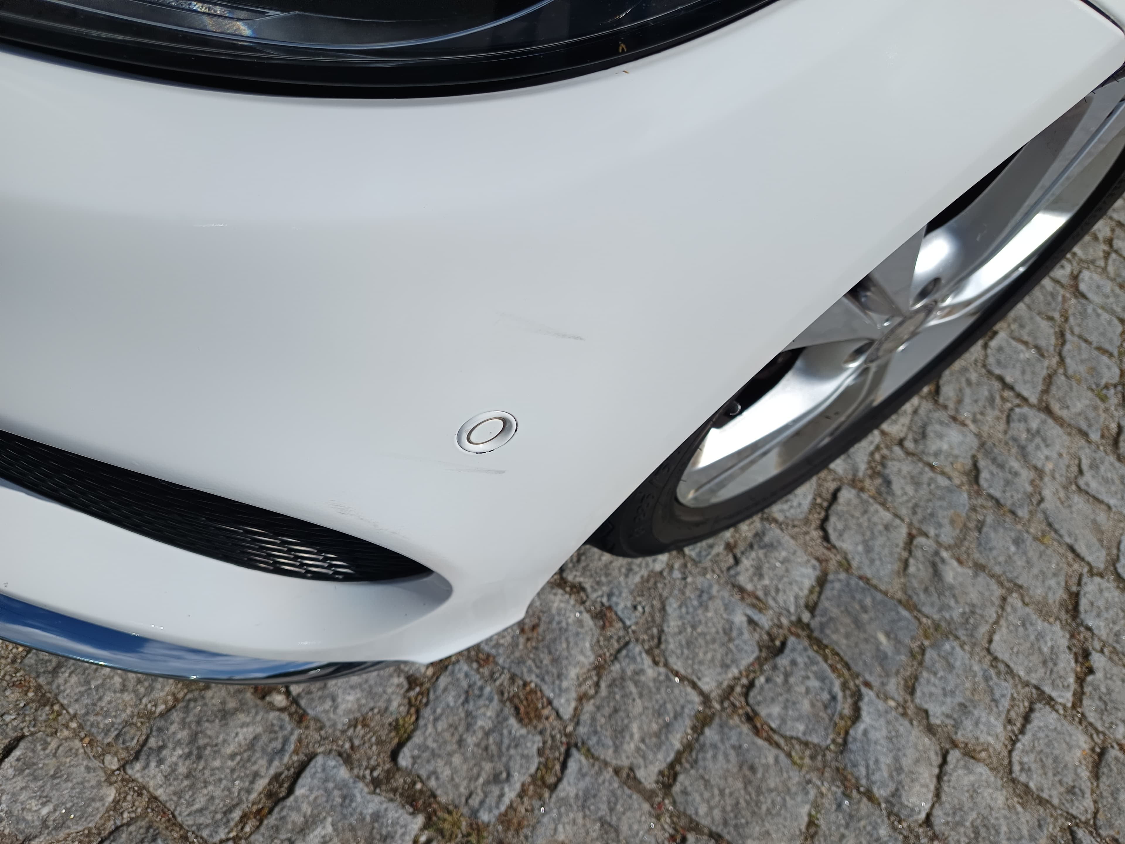 Mercedes-Benz C220 AMG · Ano 2017 — image 18