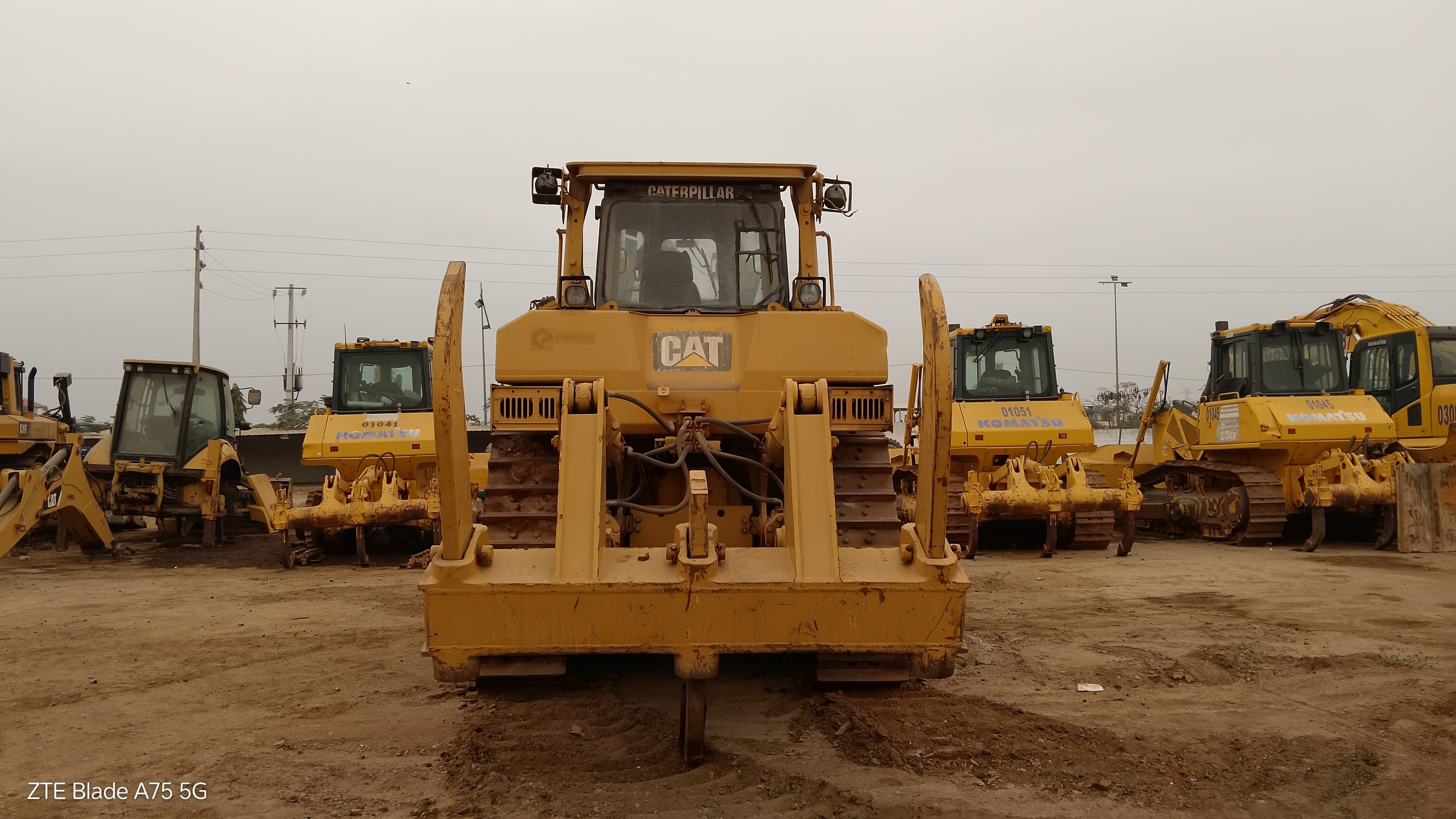 Trator de Rastos 40 T CATERPILLAR D8 R — imagem 8