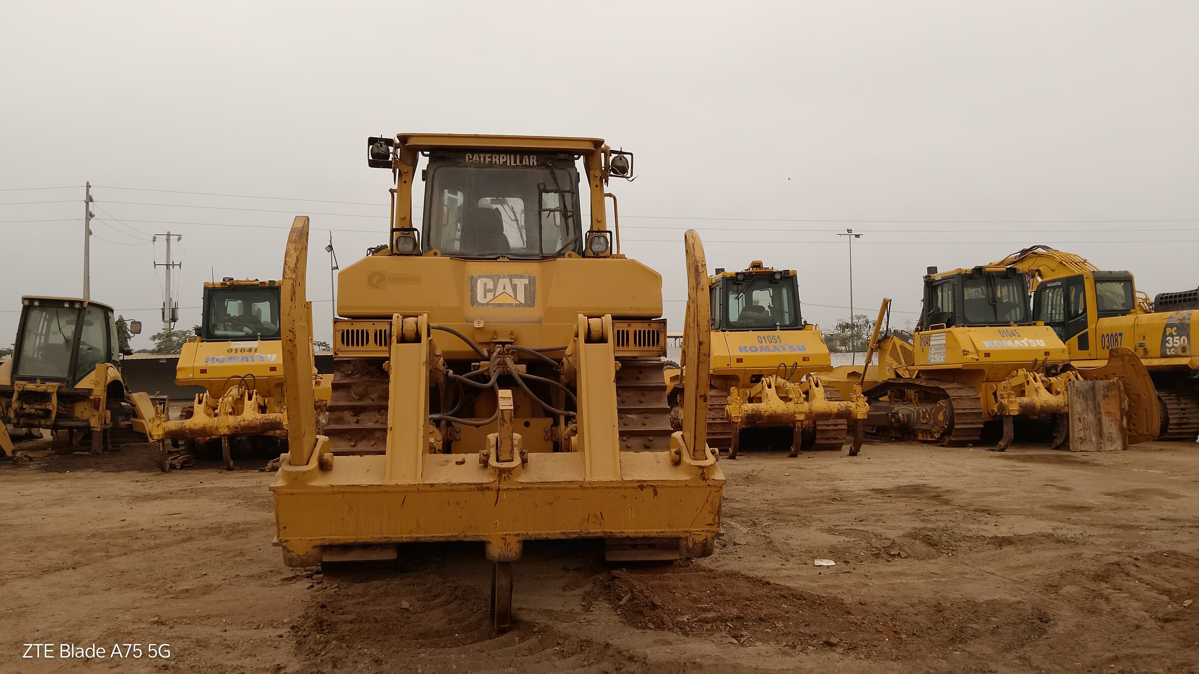 Trator de Rastos 40 T CATERPILLAR D8 R — imagem 7
