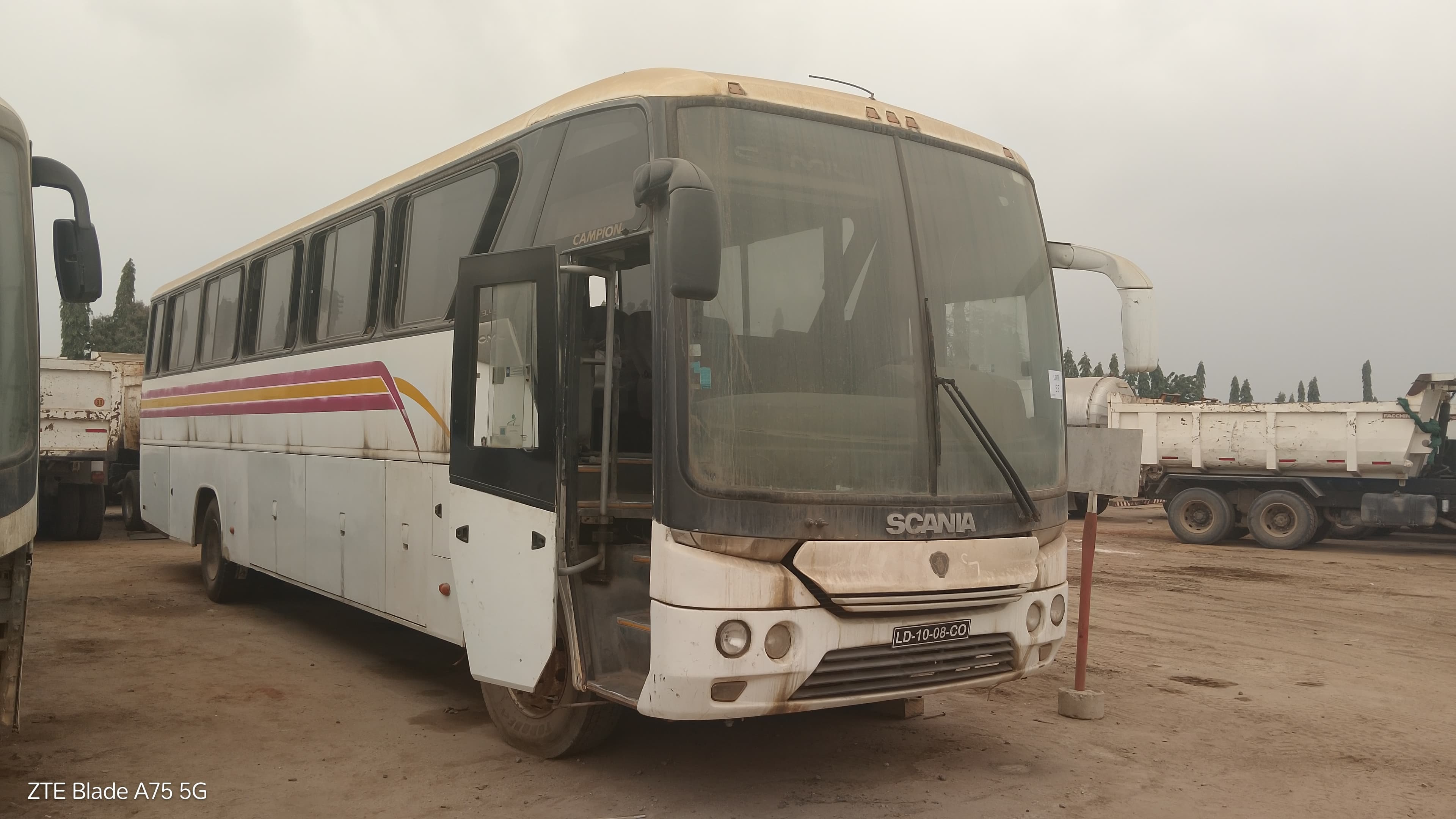 Autocarro SCANIA F330 — image 2