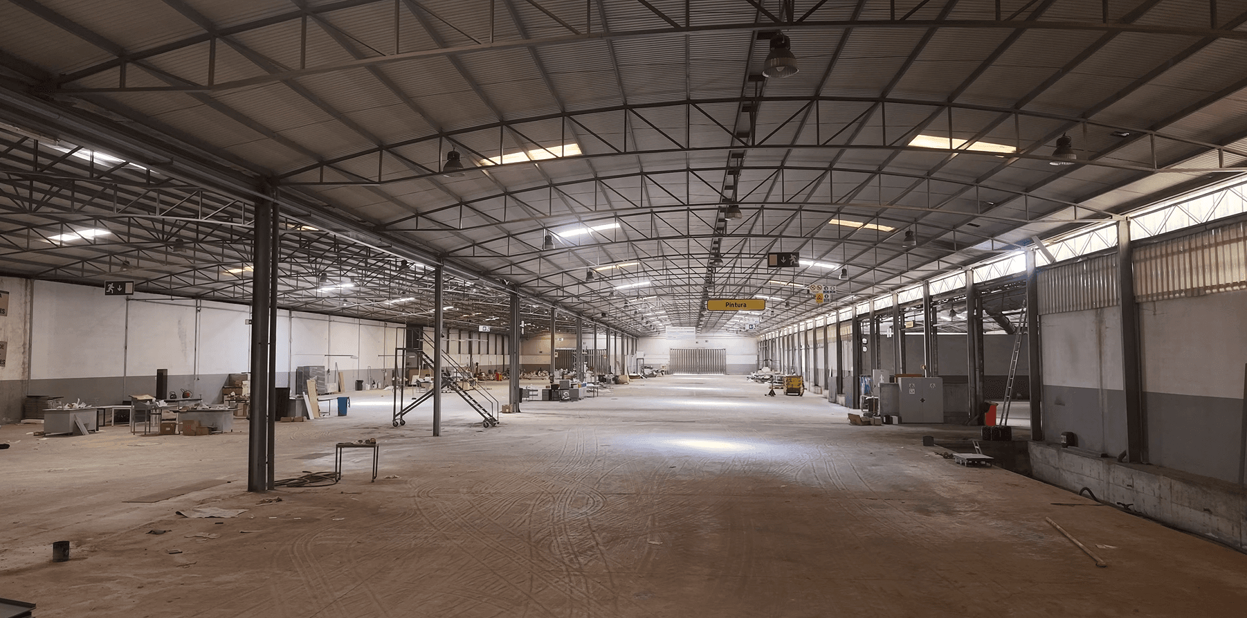 Complexo Industrial · Oiã, Oliveira do Bairro — imagem 15