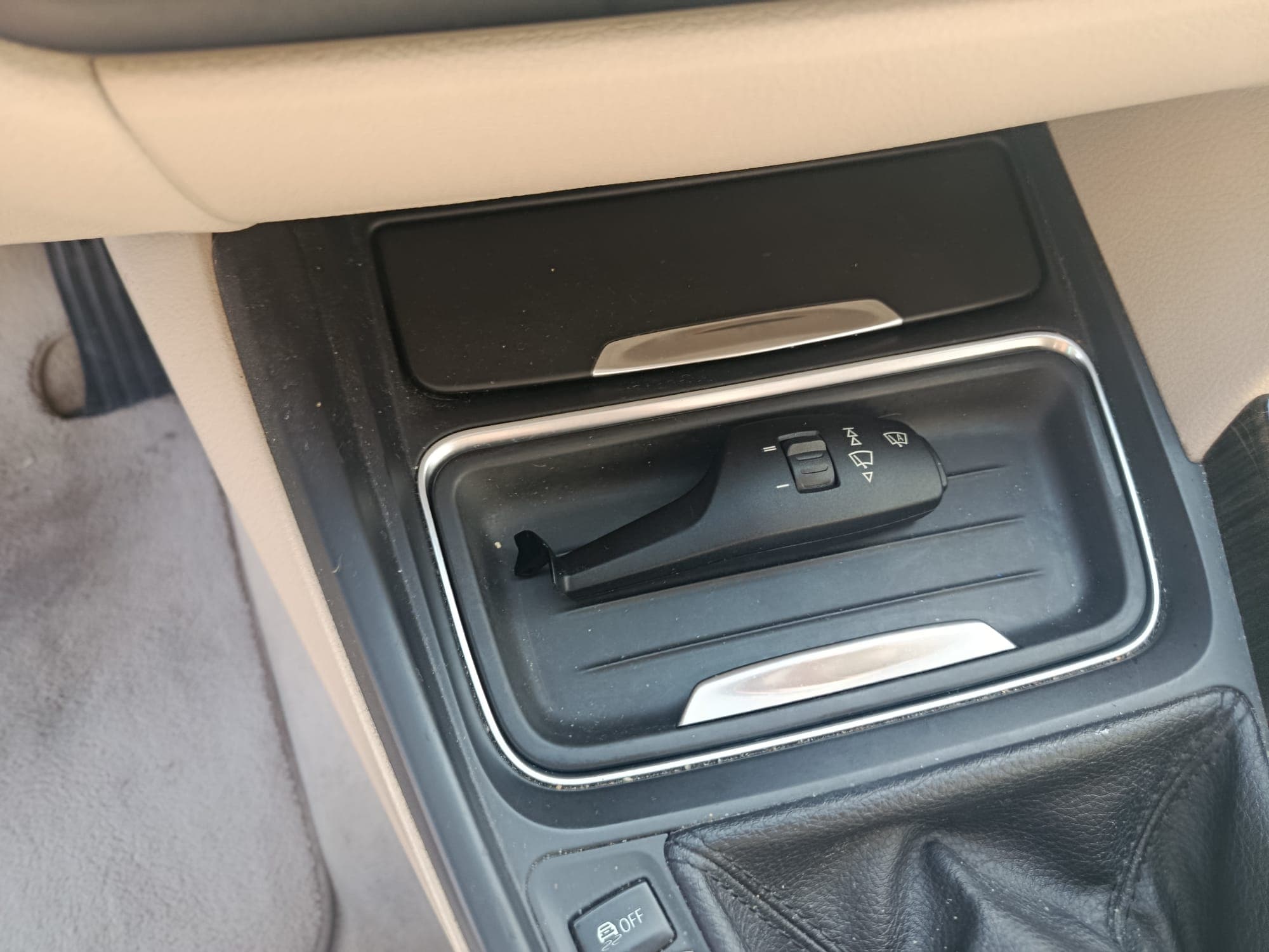 BMW 320d · Ano 2013 — imagem 20