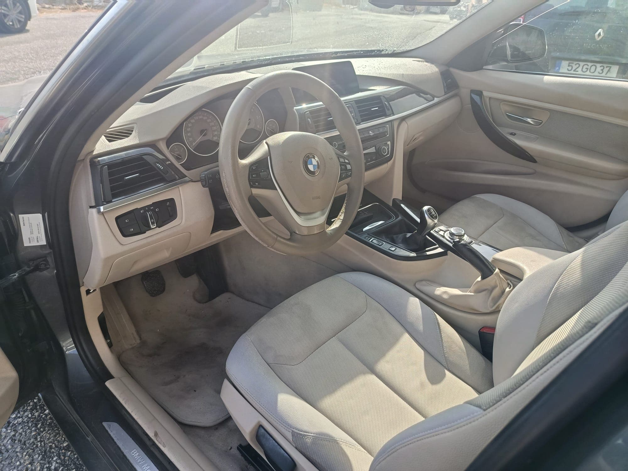 BMW 320d · Ano 2013 — imagem 19