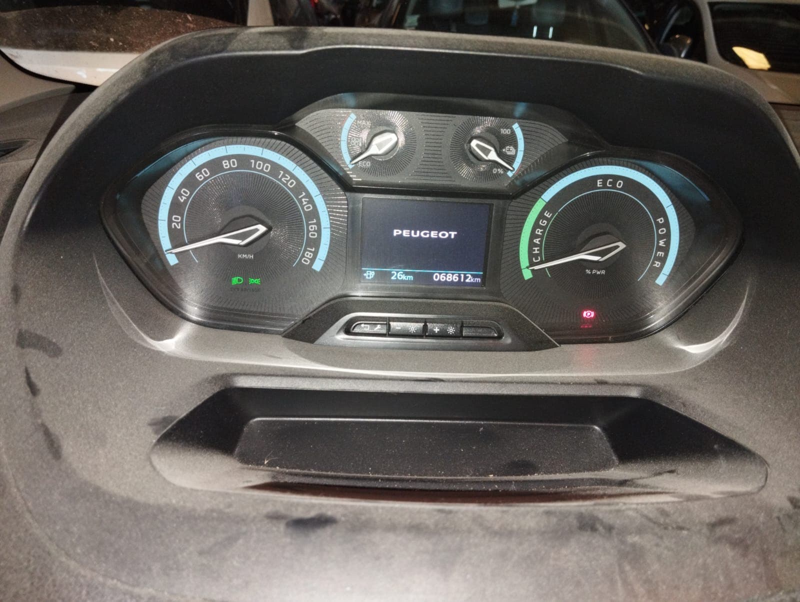Peugeot E Partner · Ano 2023 — imagem 23