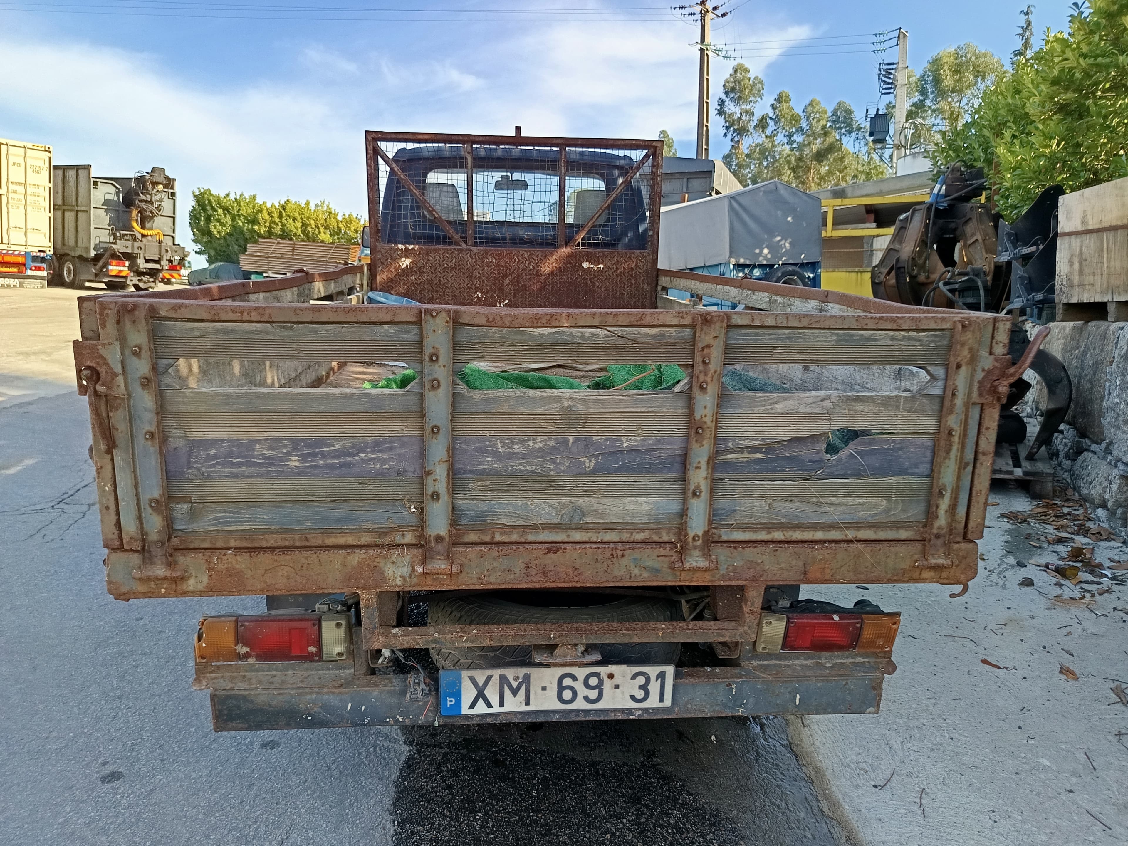Nissan Cabstar · Ano 1991 — imagem 12