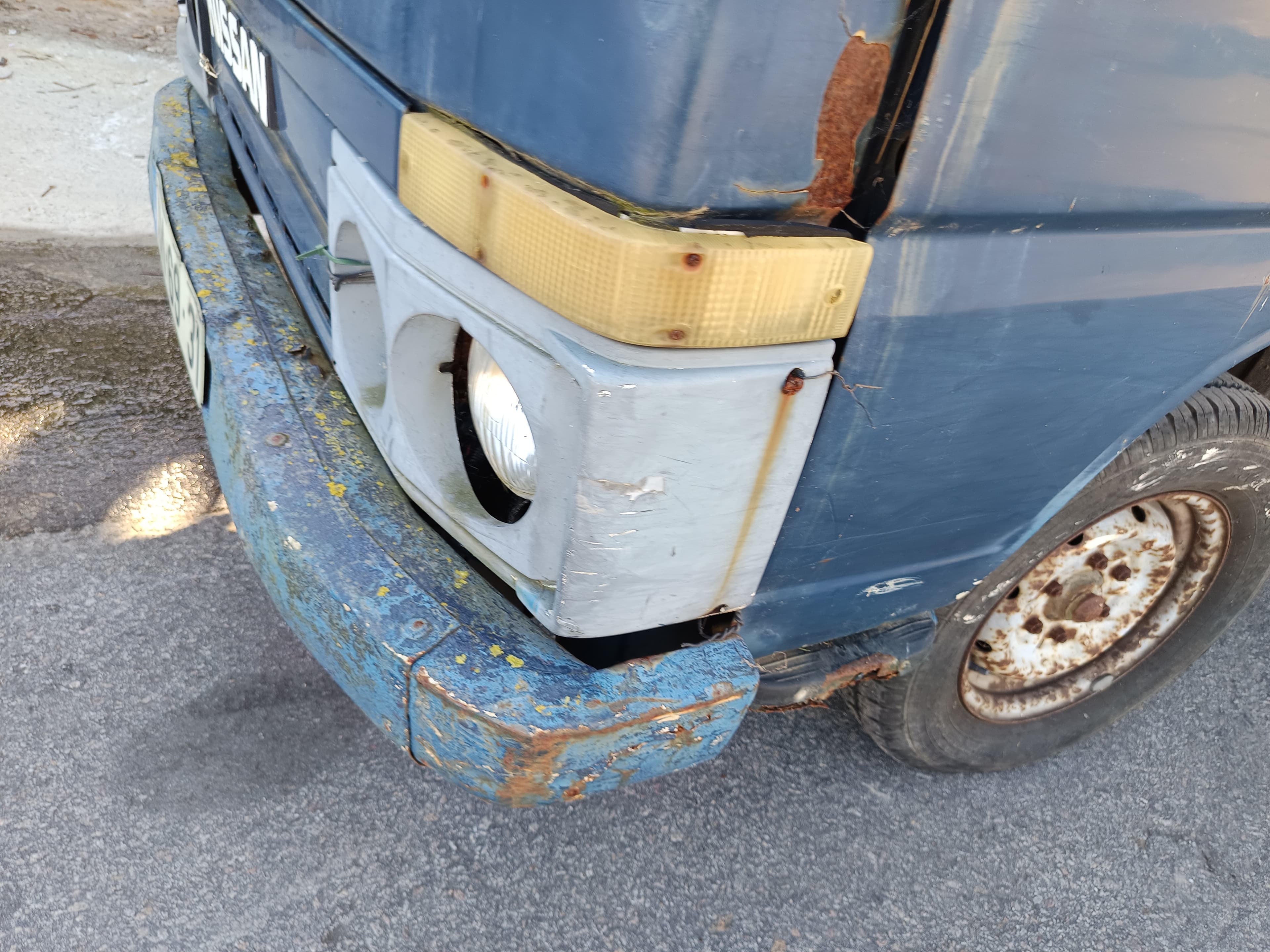 Nissan Cabstar · Ano 1991 — imagem 5