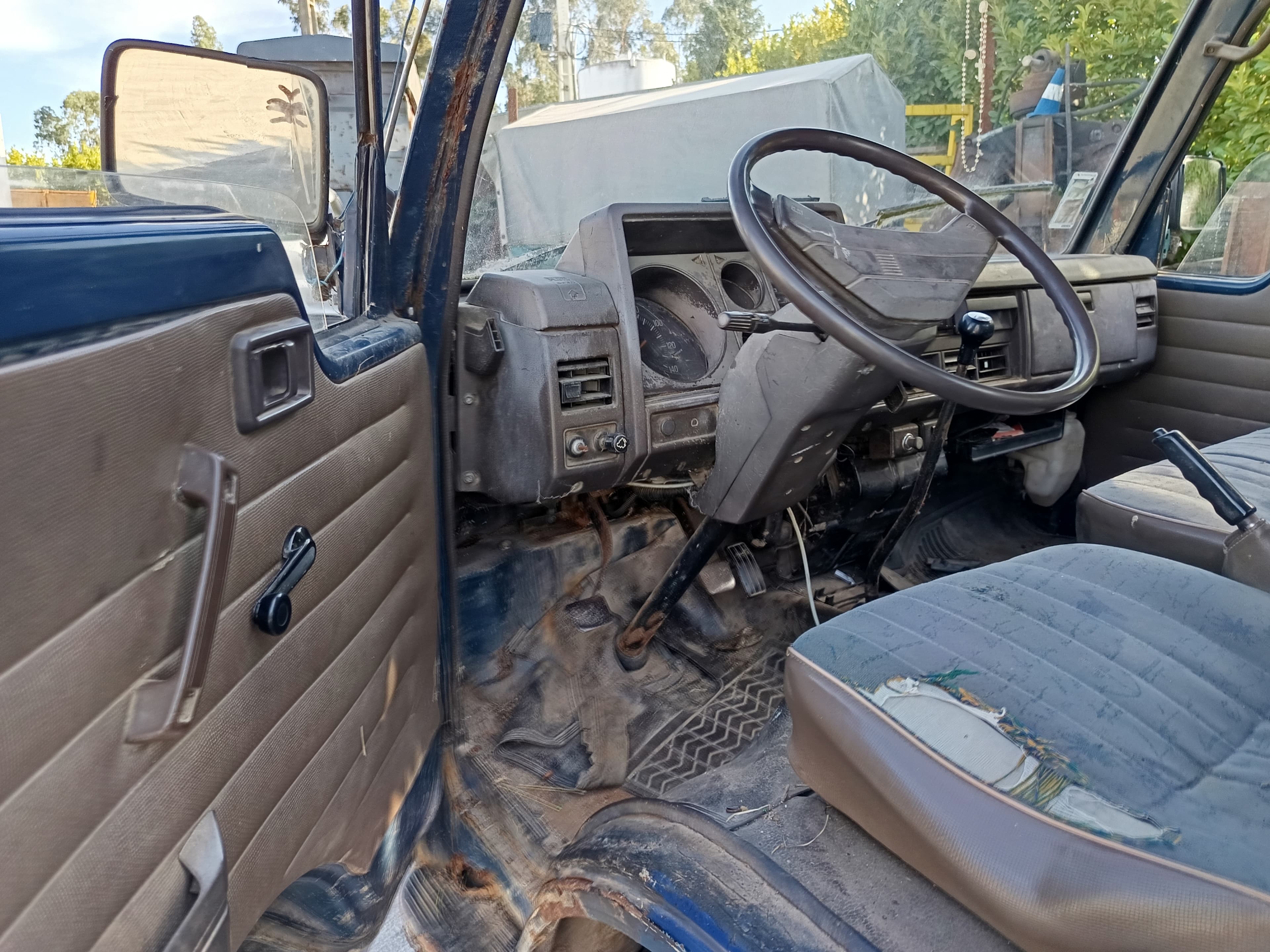 Nissan Cabstar · Ano 1991 — imagem 17