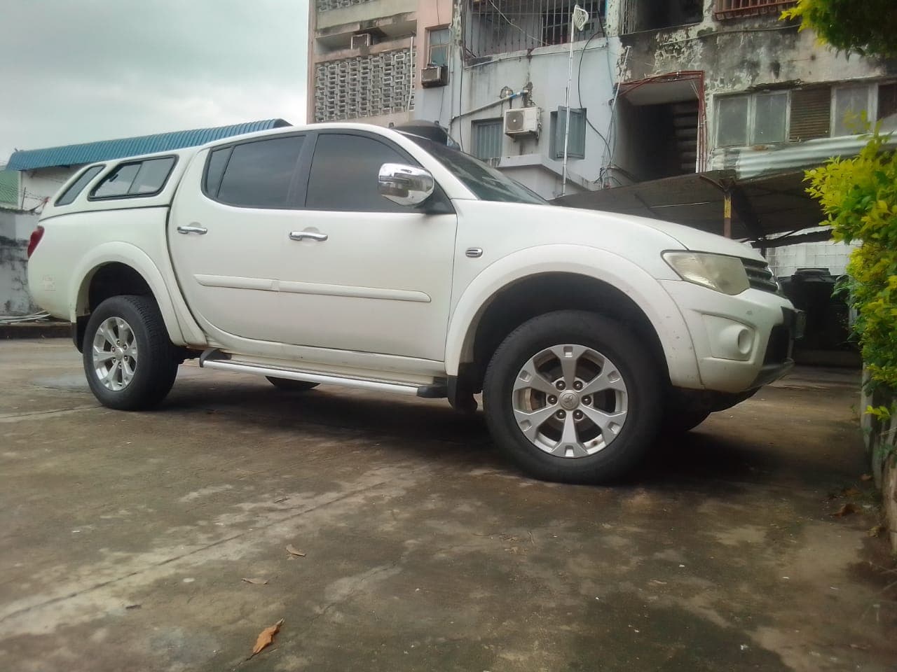 Mitsubishi Triton