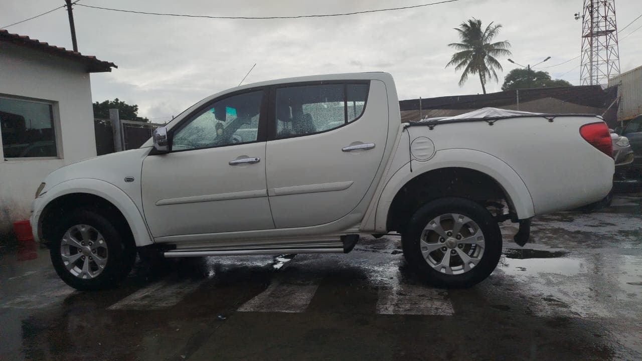 Mitsubishi  Triton - 2014 — image 5