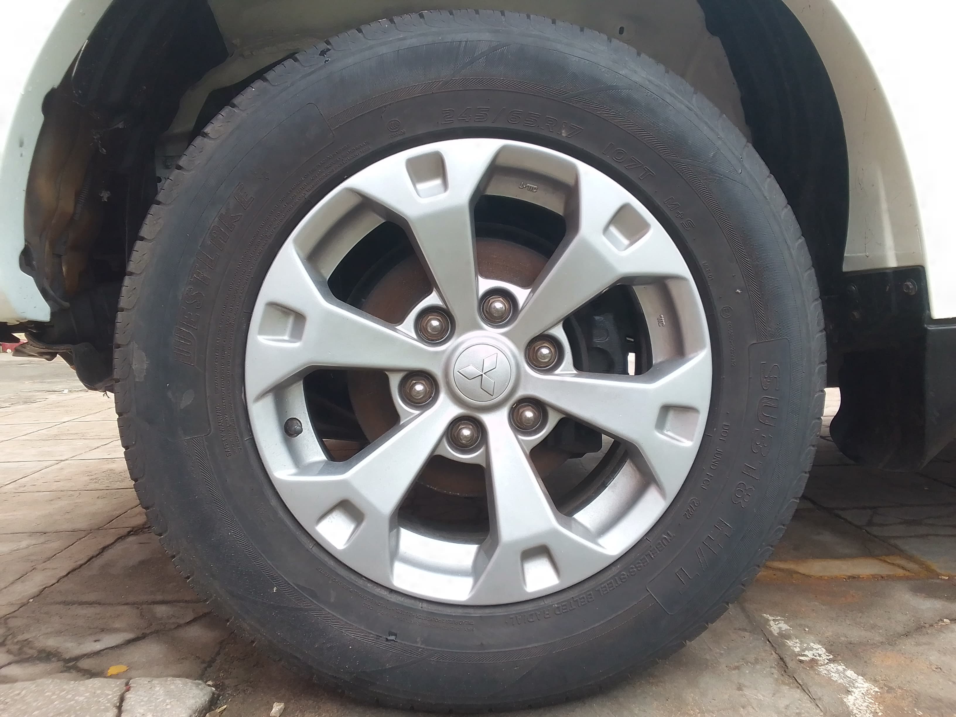 Mitsubishi - 2016 — imagen 9