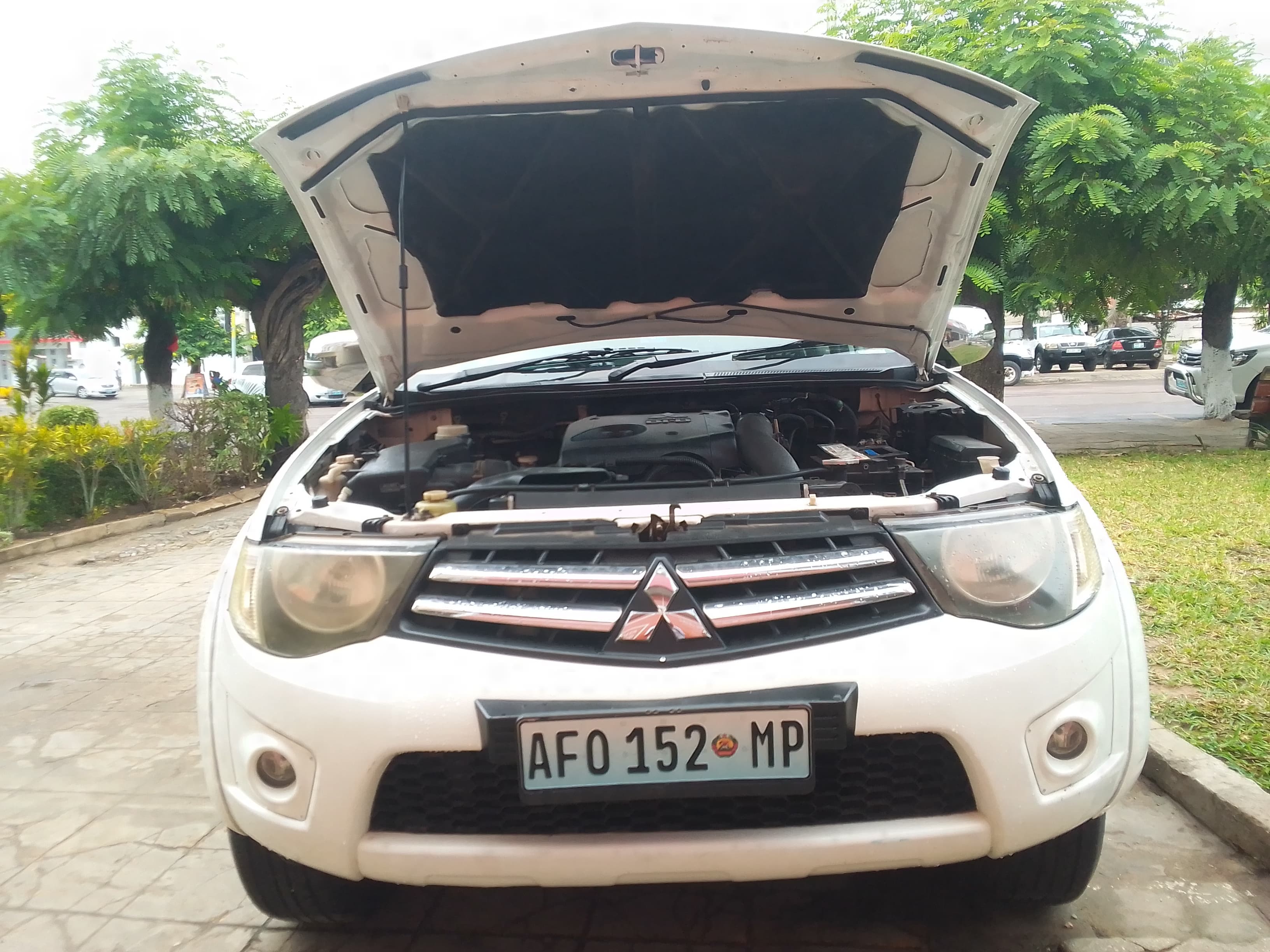 Mitsubishi - 2016 — imagen 3