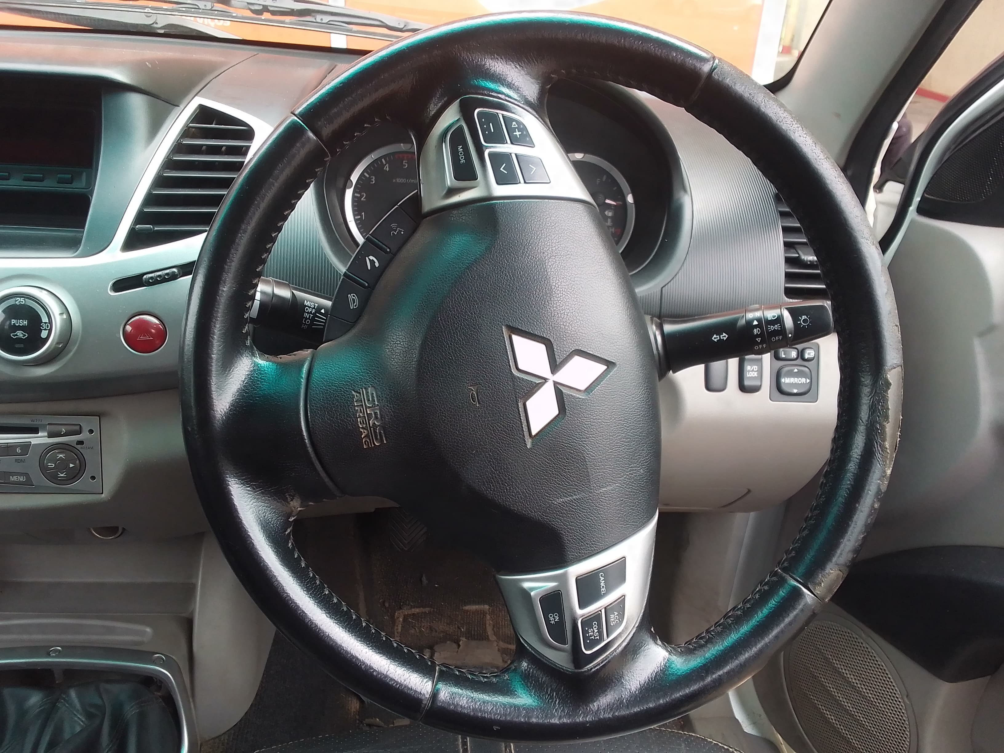 Mitsubishi - 2016 — imagen 15
