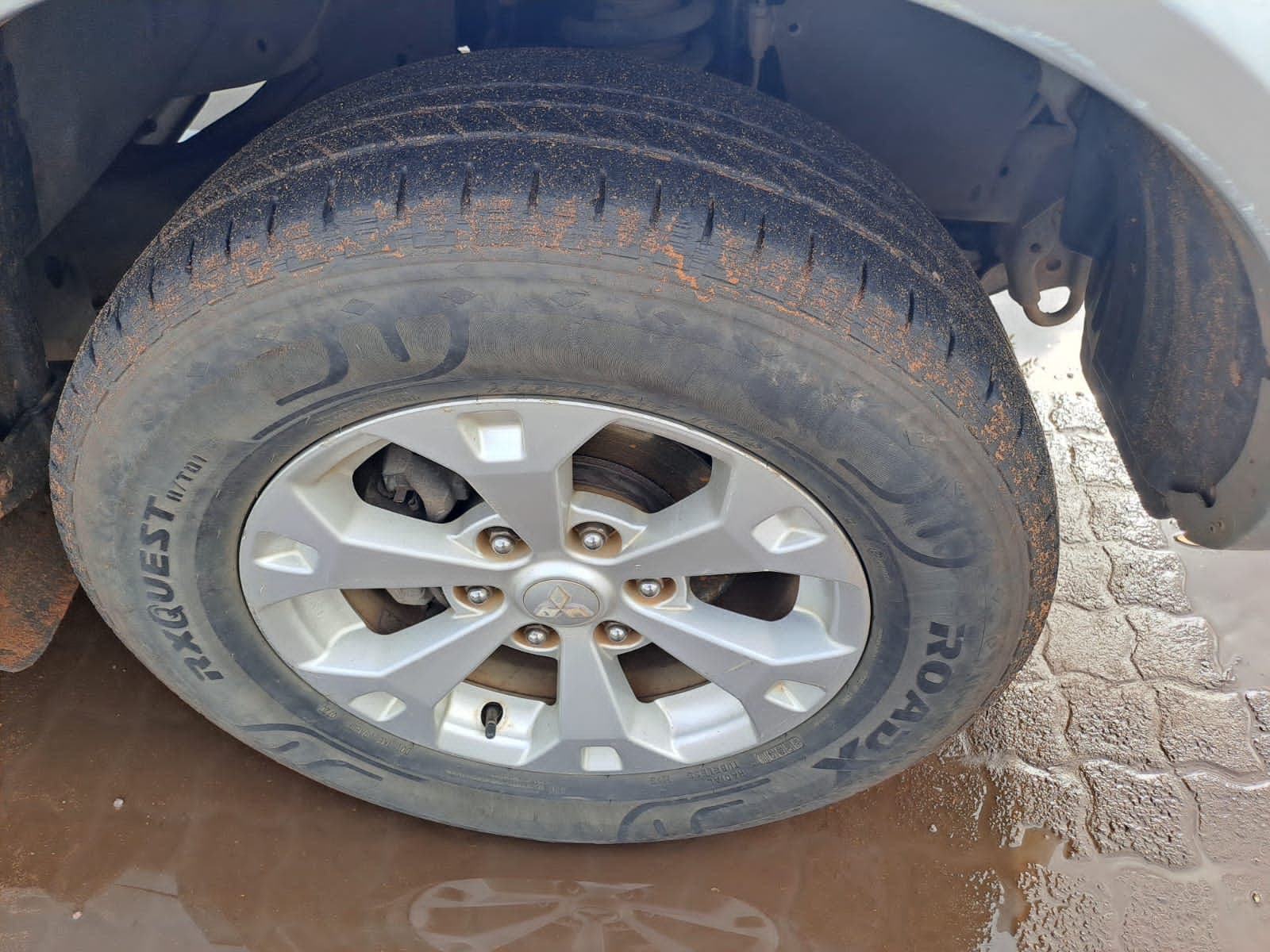 Mitsubishi — image 22