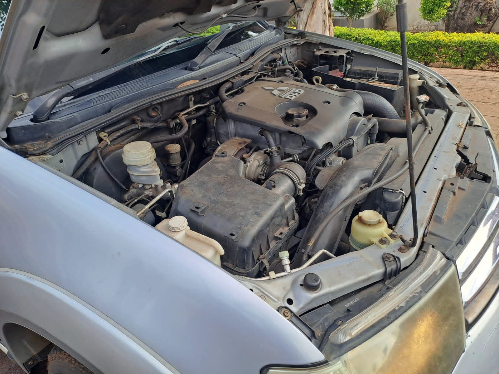 Mitsubishi — image 16