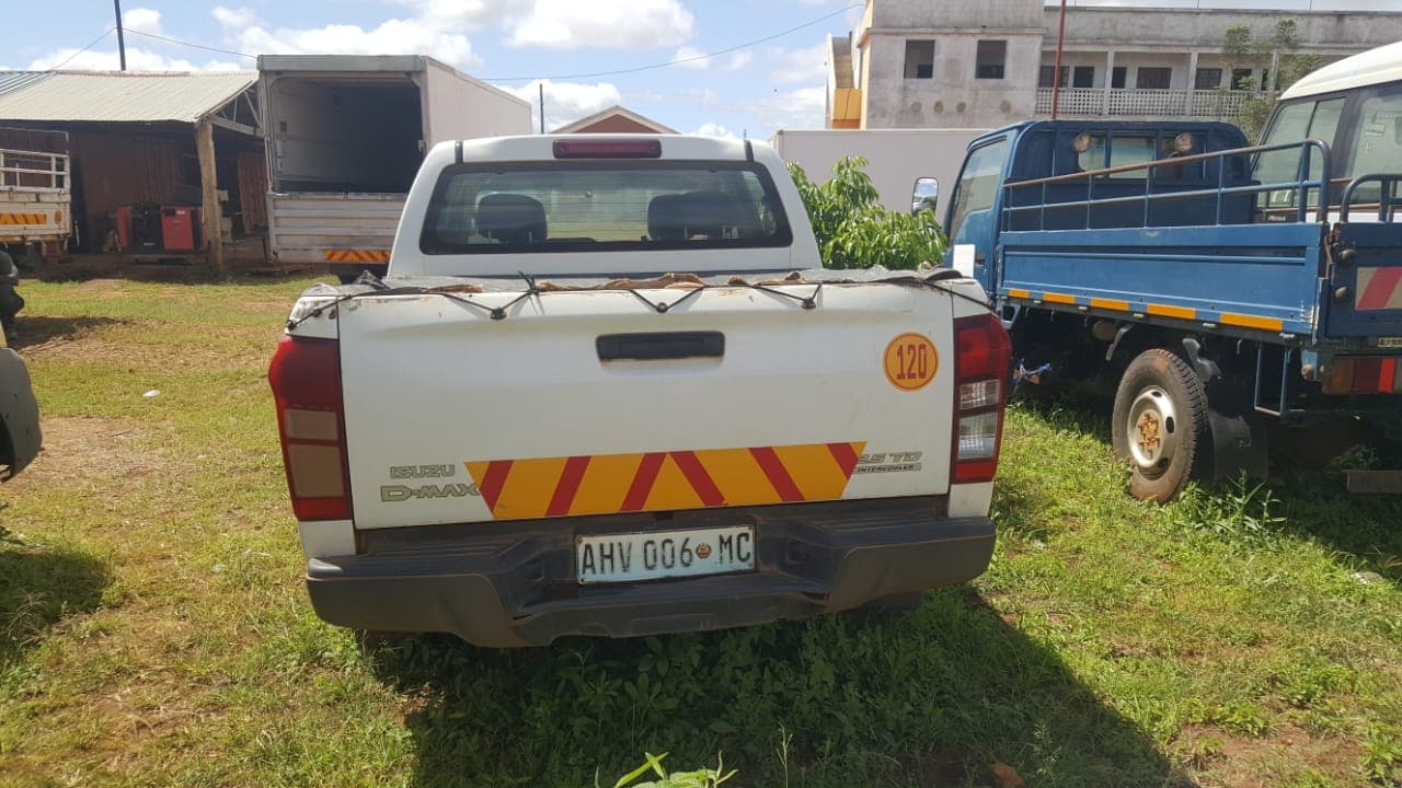 Isuzu - 2018 — imagen 7