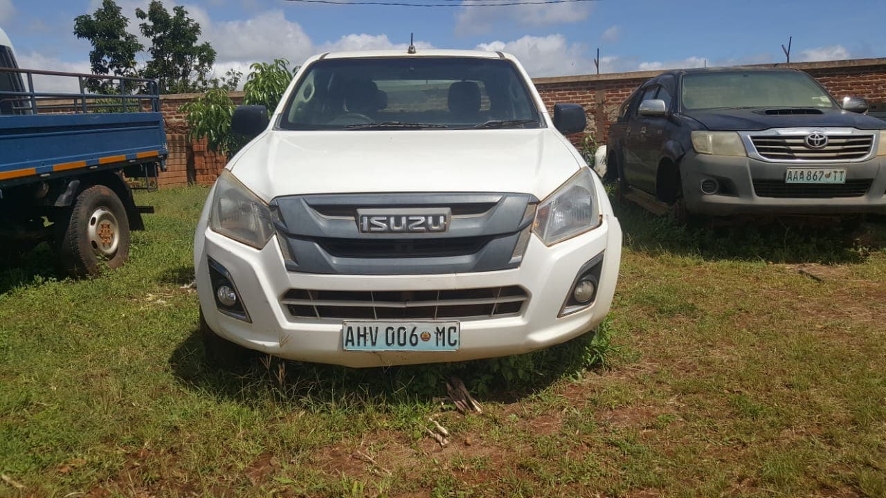 Isuzu - 2018 — imagen 2