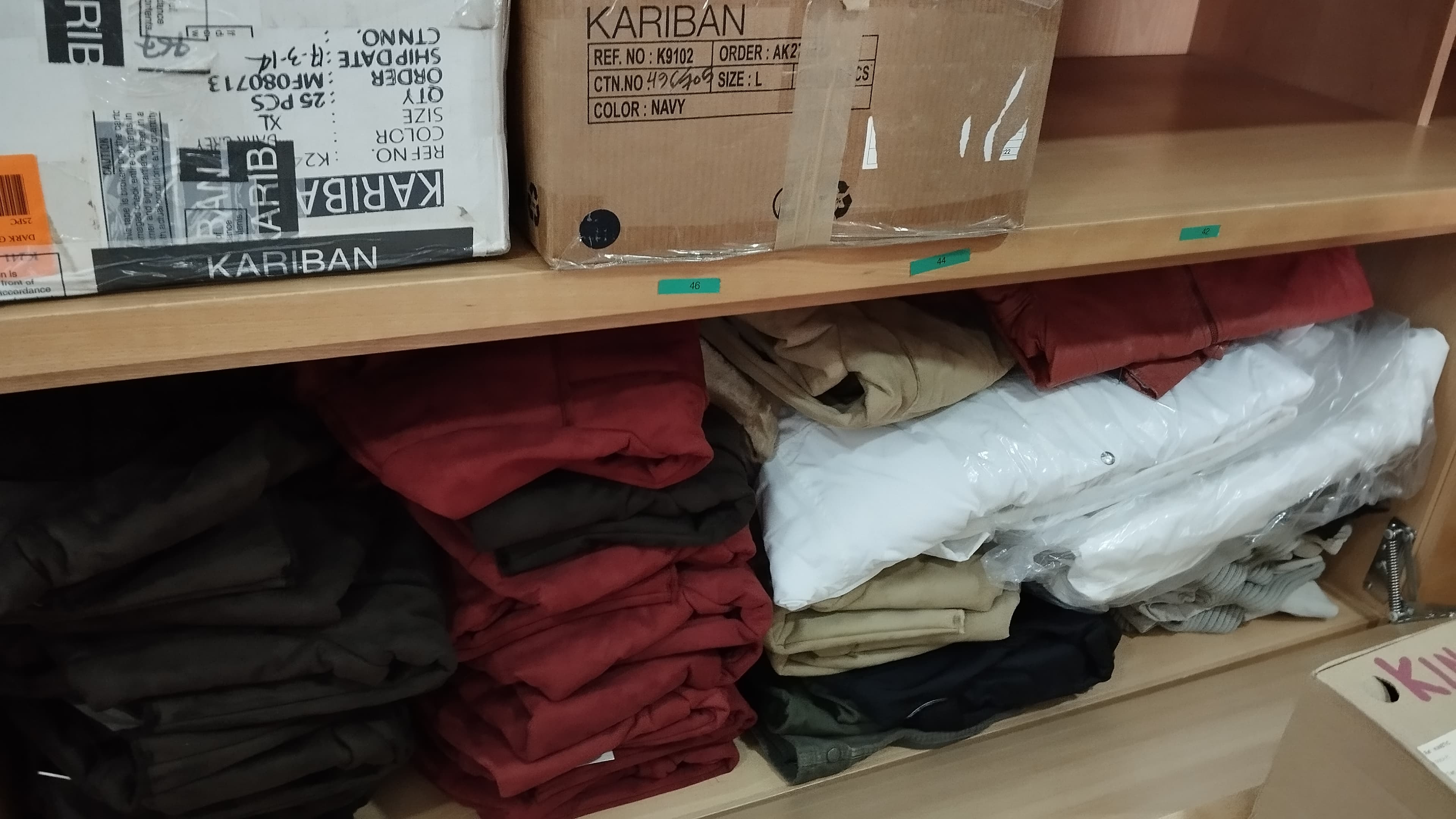 Stock de Vestuário e Calçado — imagem 12