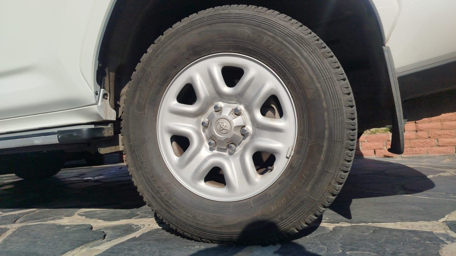 Toyota Land Cruiser GXR - 2024 — imagem 37
