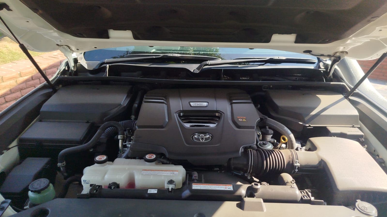 Toyota Land Cruiser GXR - 2024 — imagem 11
