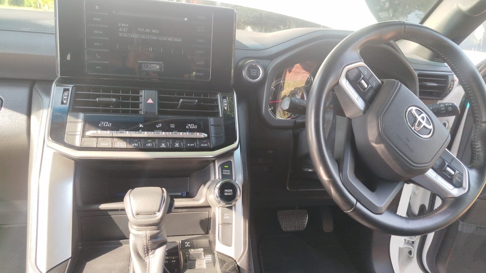 Toyota Land Cruiser GXR - 2024 — imagem 30