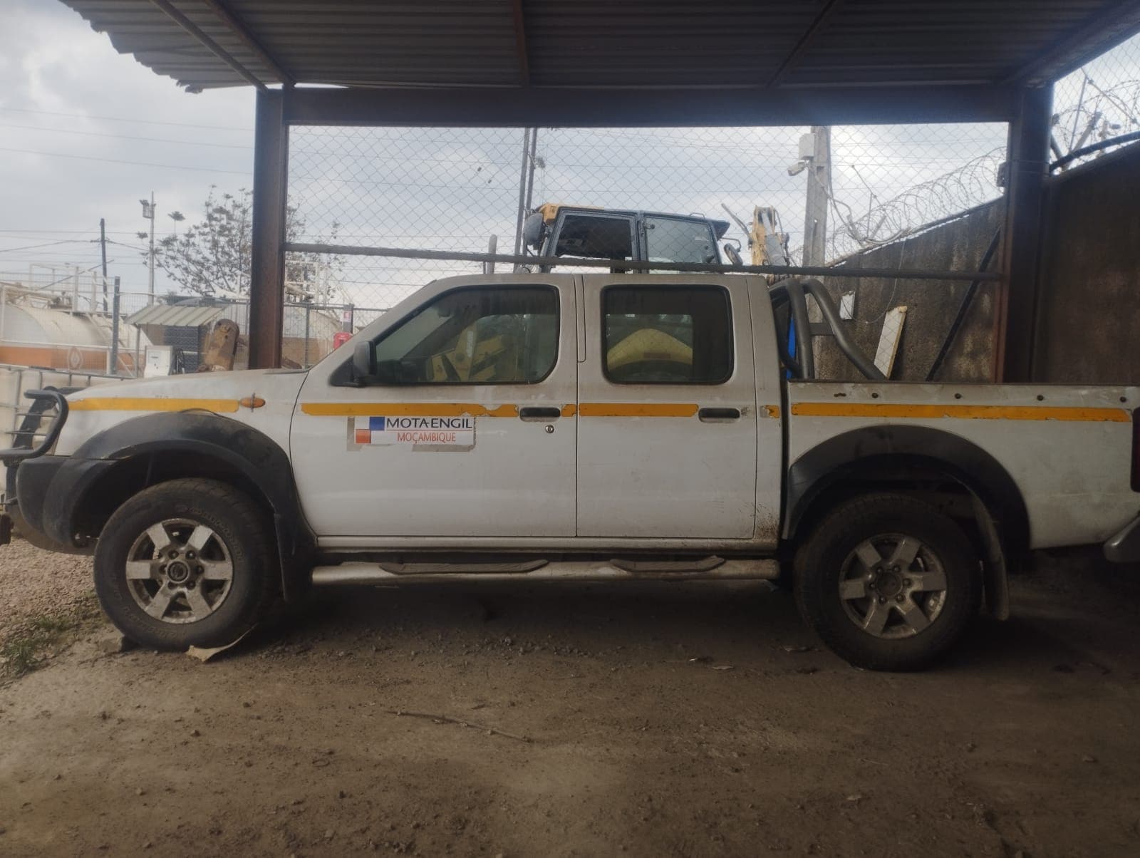 NISSAN HARDBODY C/D - 2013 — imagem 11