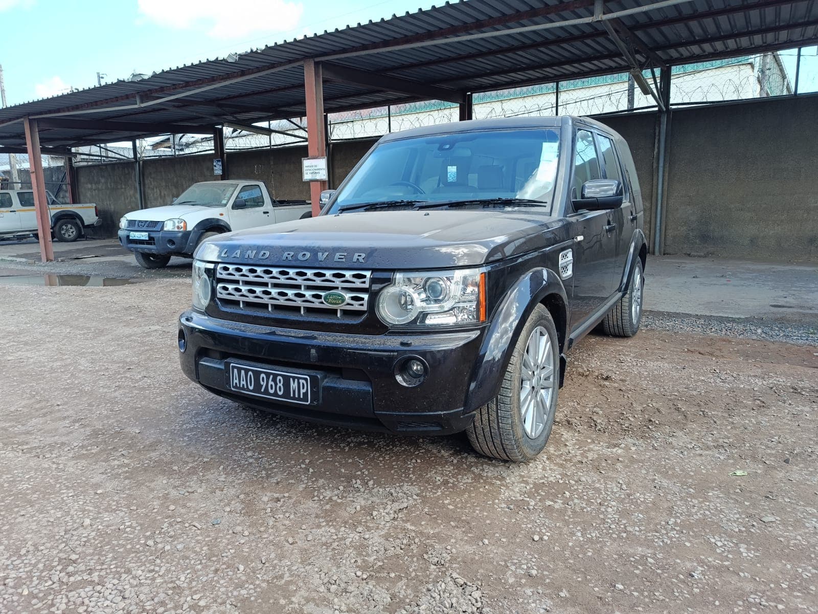 Land Rover Discovery 4 TDV6 S_2,78m - 2010 — imagem 2