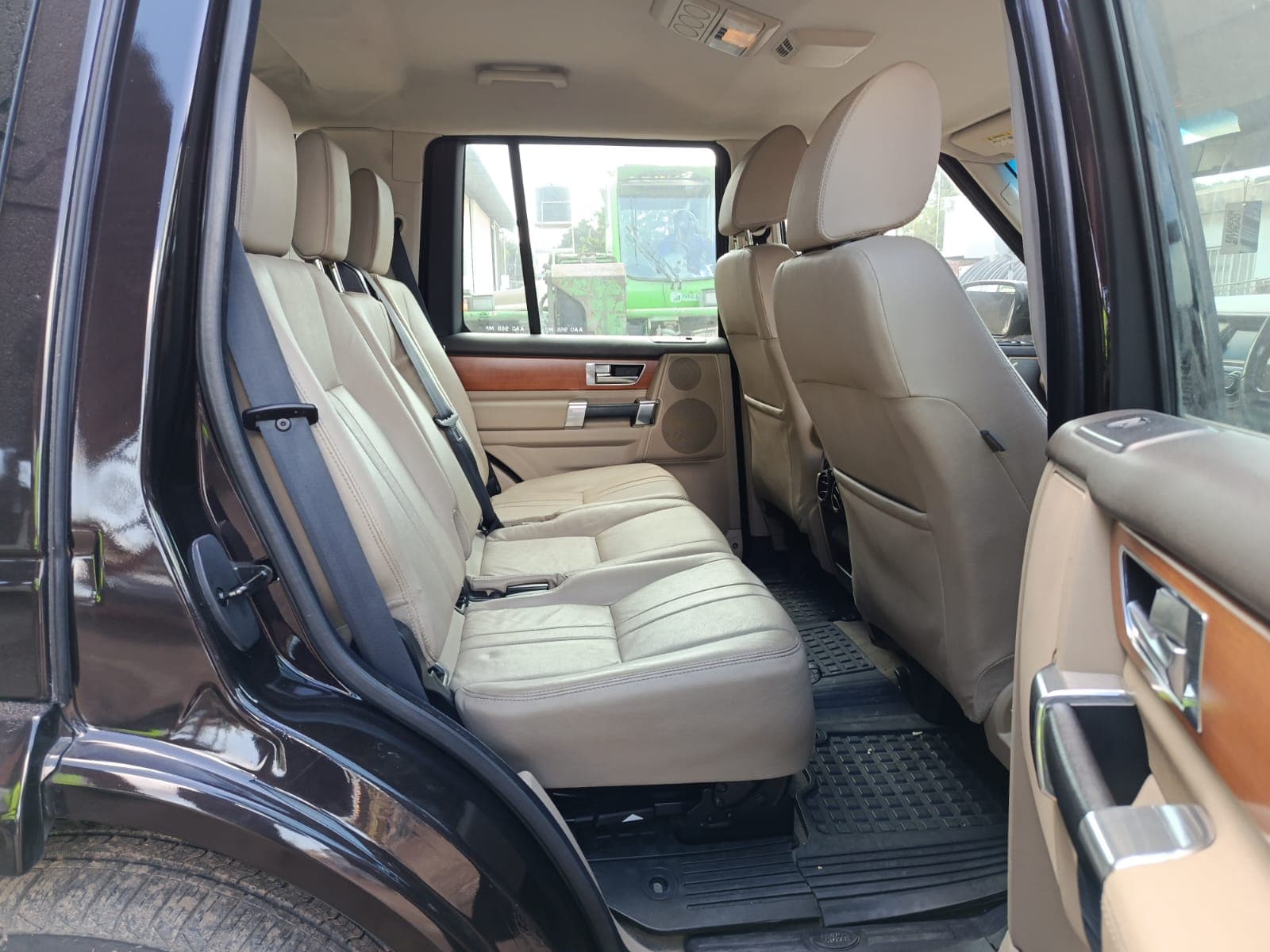 Land Rover Discovery 4 TDV6 S_2,78m - 2010 — imagem 8