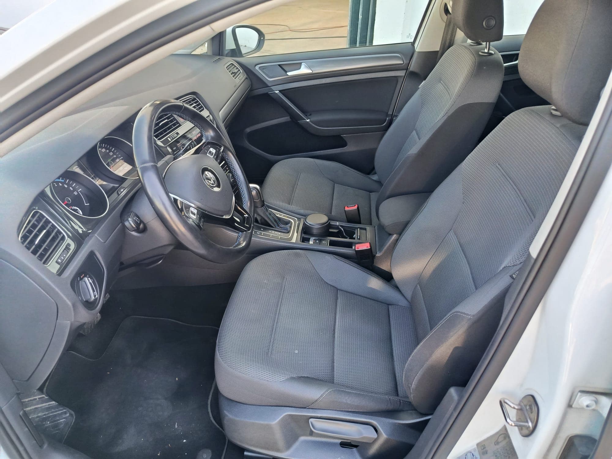 Volkswagen Golf · Ano 2020 — image 17