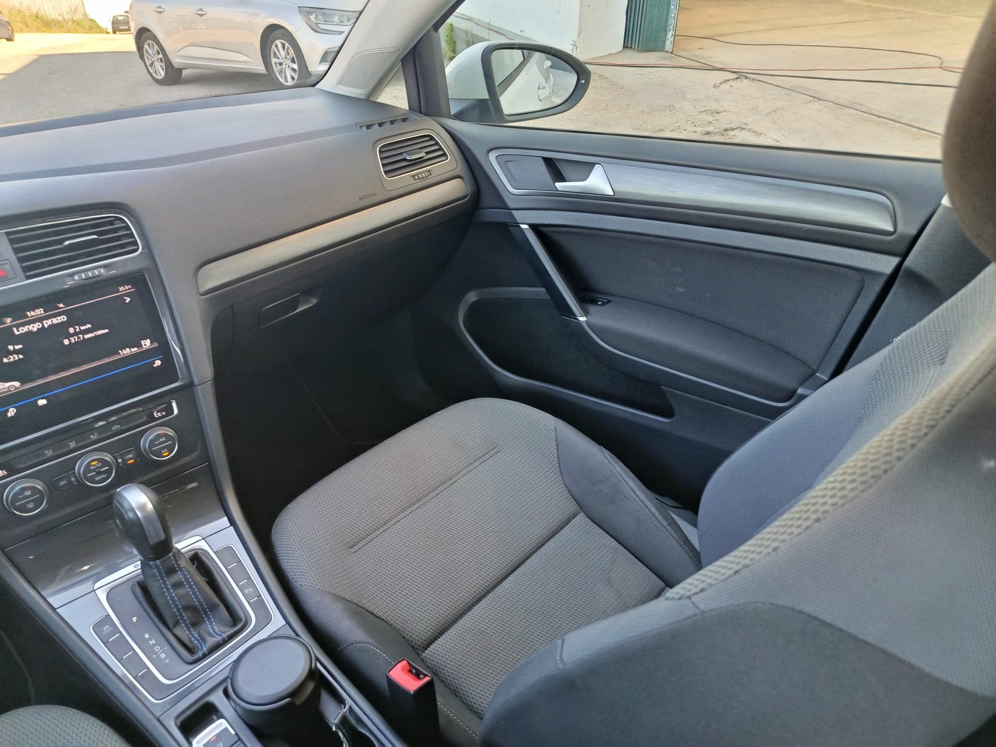 Volkswagen Golf · Ano 2020 — image 21