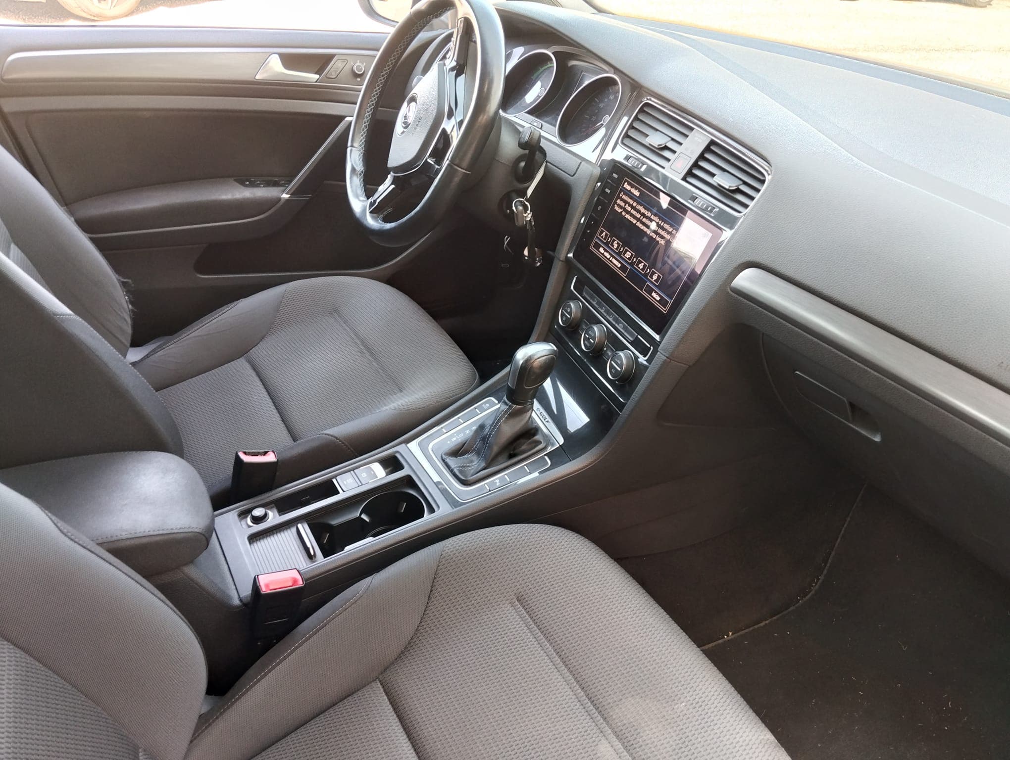Volkswagen Golf · Ano 2020 — imagem 10