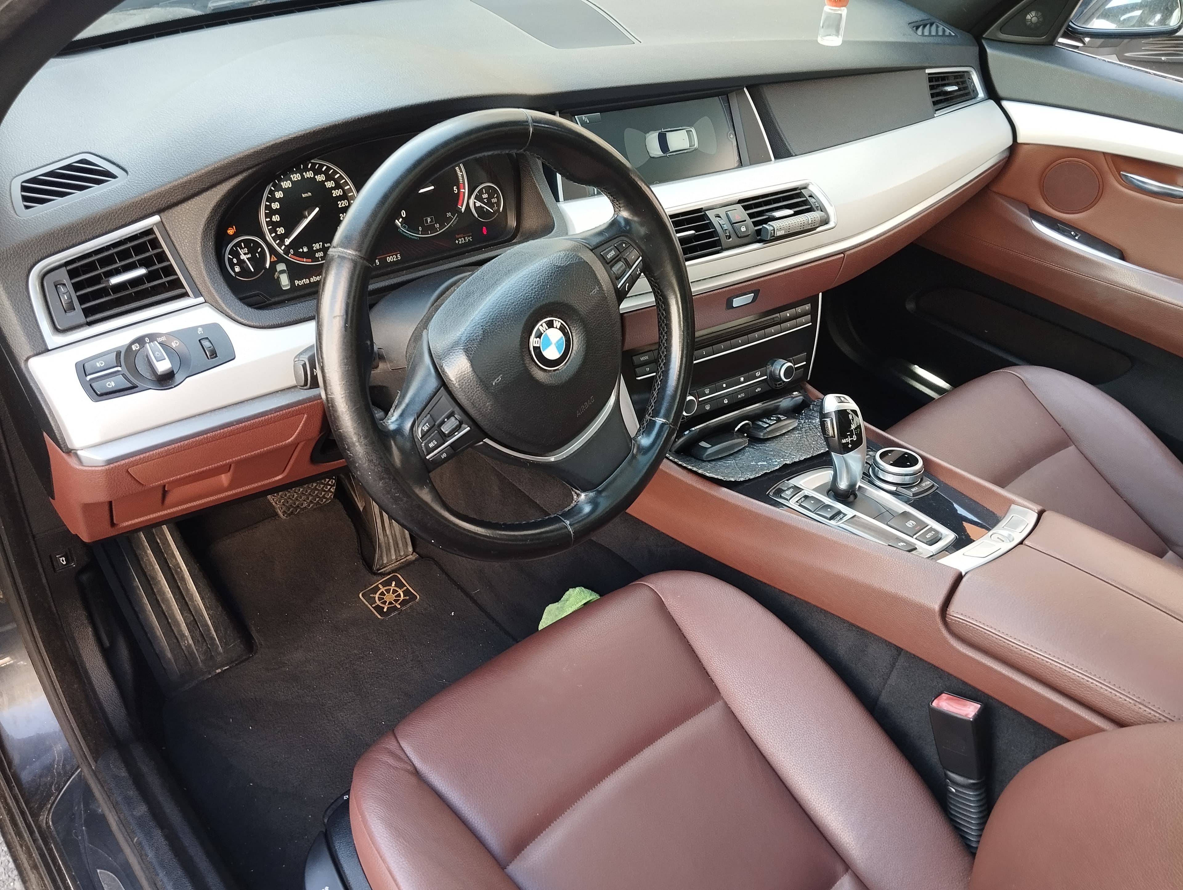 BMW 530d GT 3.0 · Ano 2009 — image 8