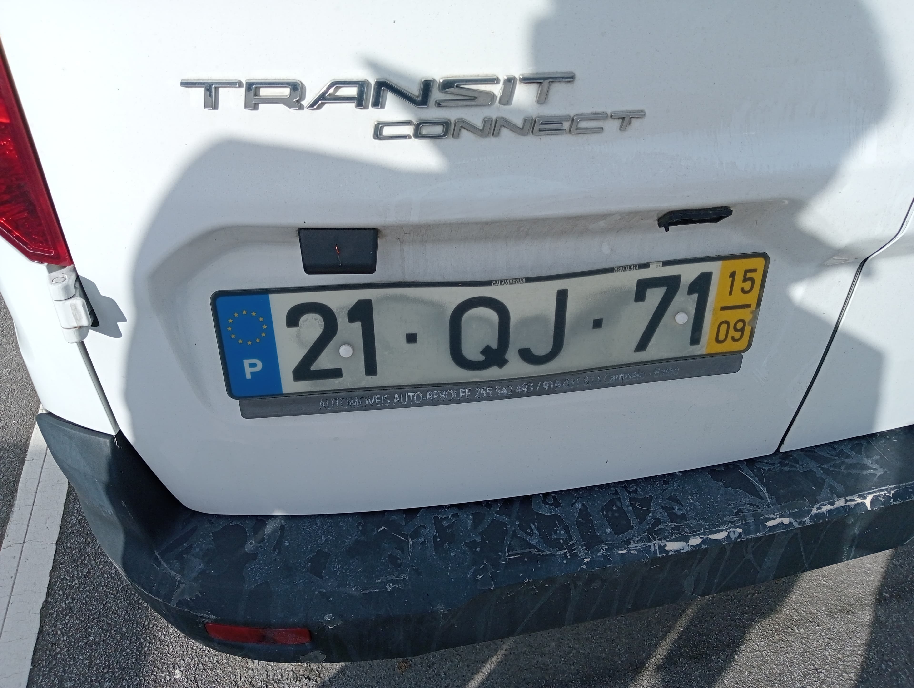 Ford Transit Connect · Ano 2015 — imagem 10