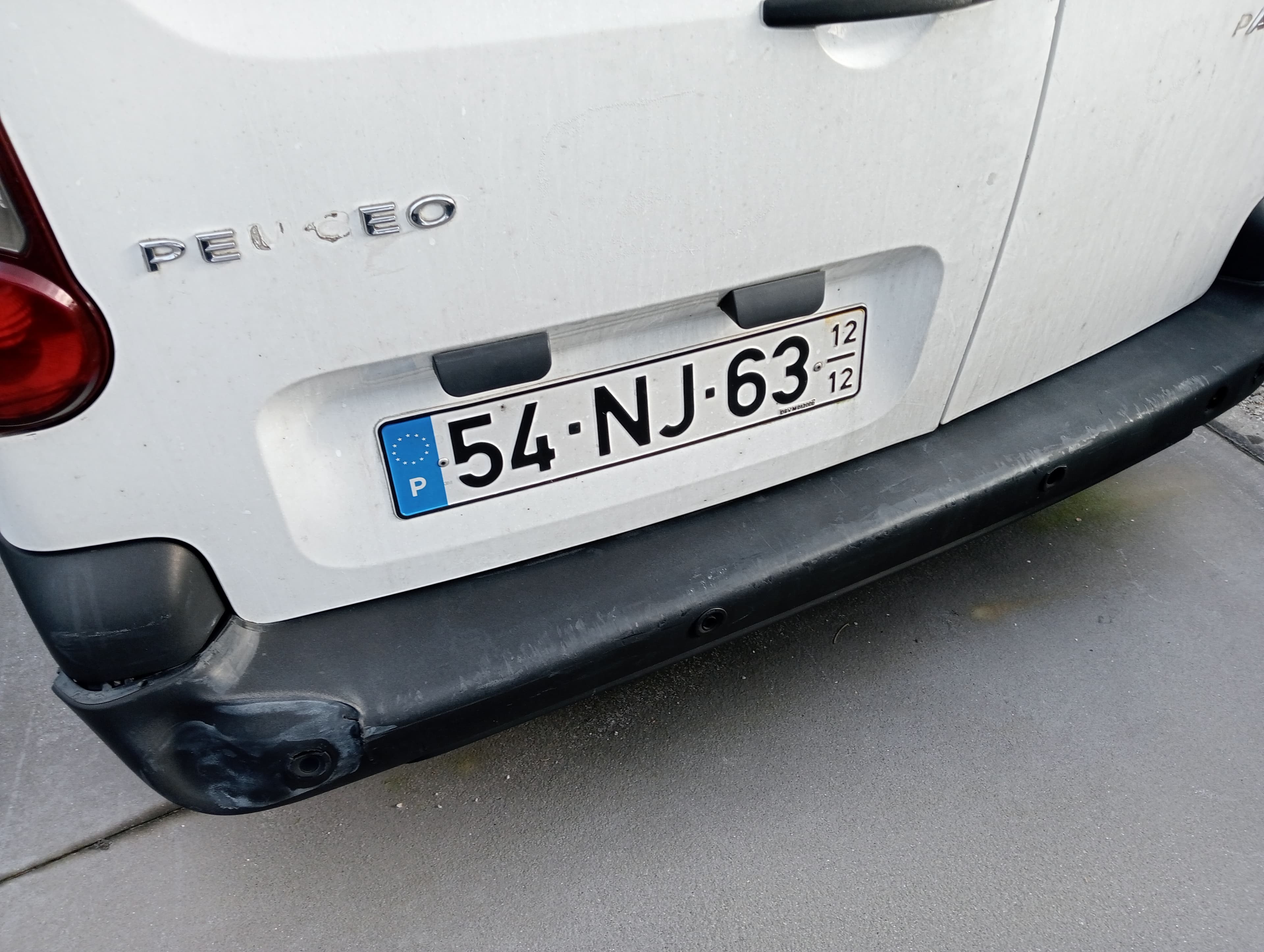 Peugeot Partner · Ano 2012 — imagem 8