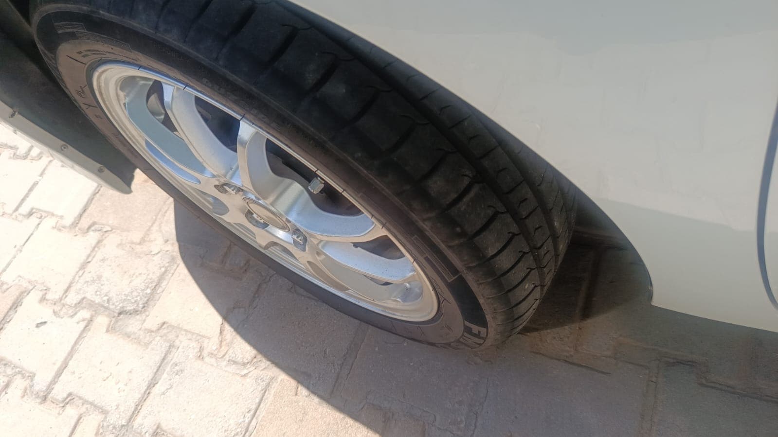 Toyota Ractis_2,55m - 2011 — imagem 8
