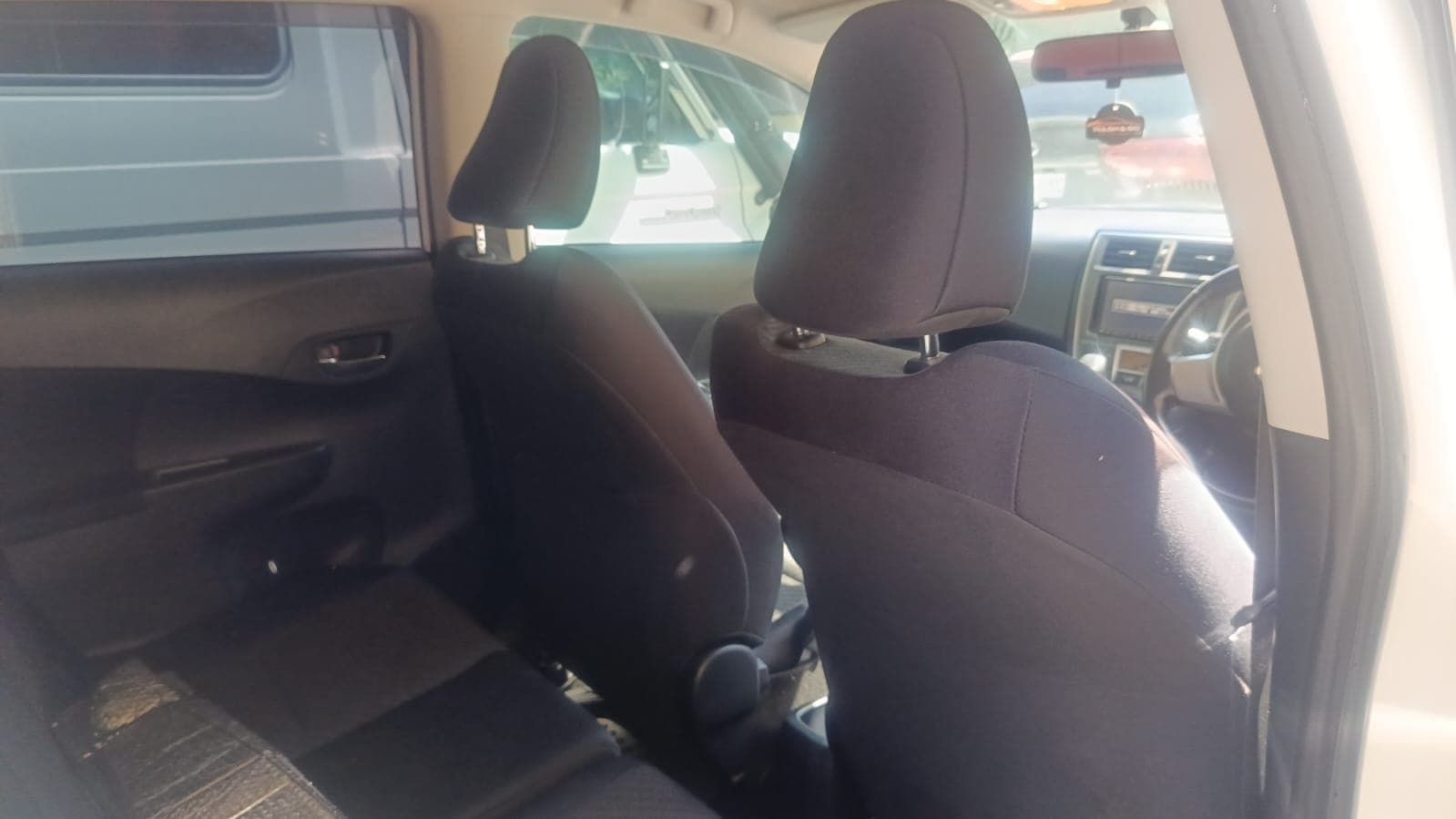 Toyota Ractis_2,55m - 2011 — imagem 13