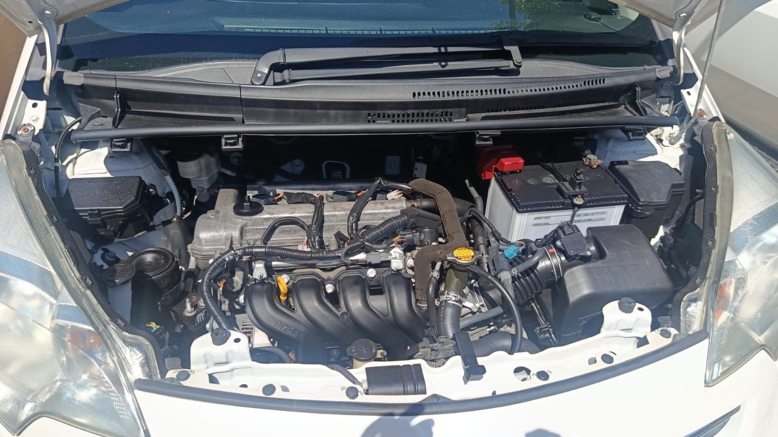 Toyota Ractis_2,55m - 2011 — imagem 3