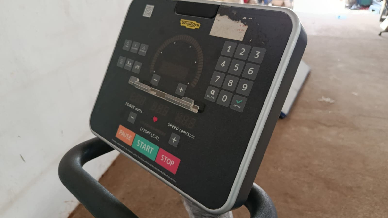 Bicicleta de Exercício Technogym — image 4
