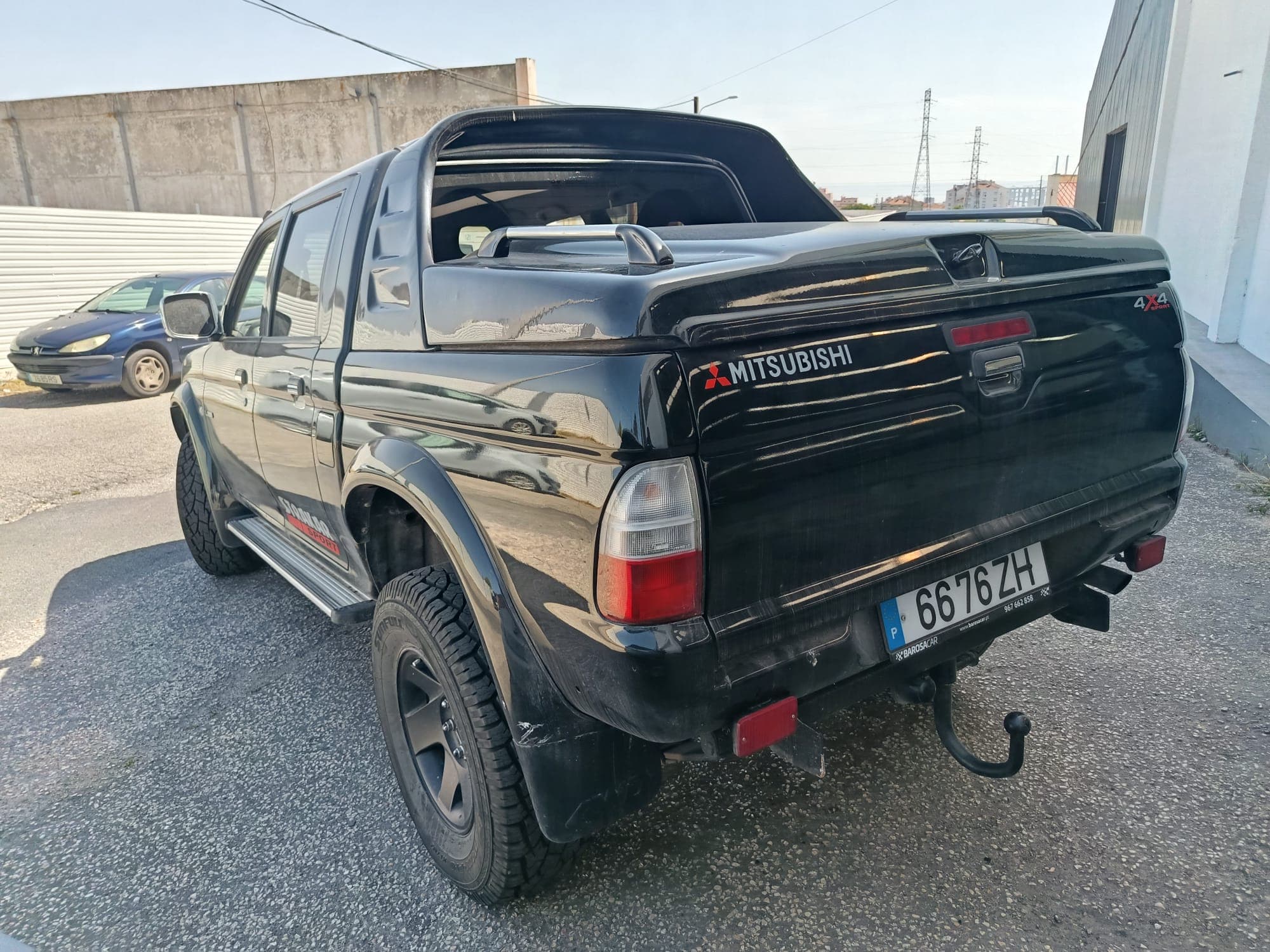 Mitsubishi L 200 · Año 2004 — imagen 5