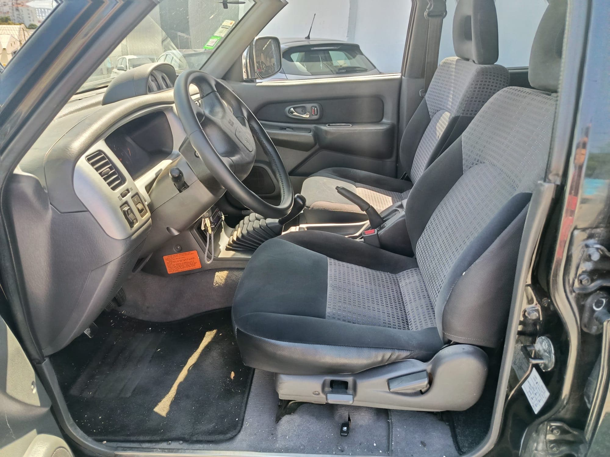 Mitsubishi L 200 · Año 2004 — imagen 12
