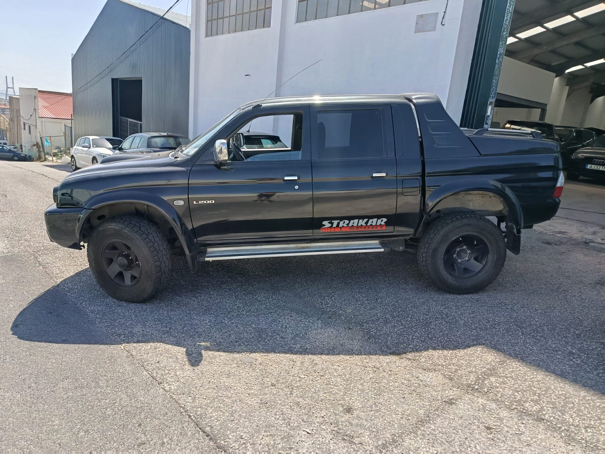 Mitsubishi L 200 · Año 2004 — imagen 3