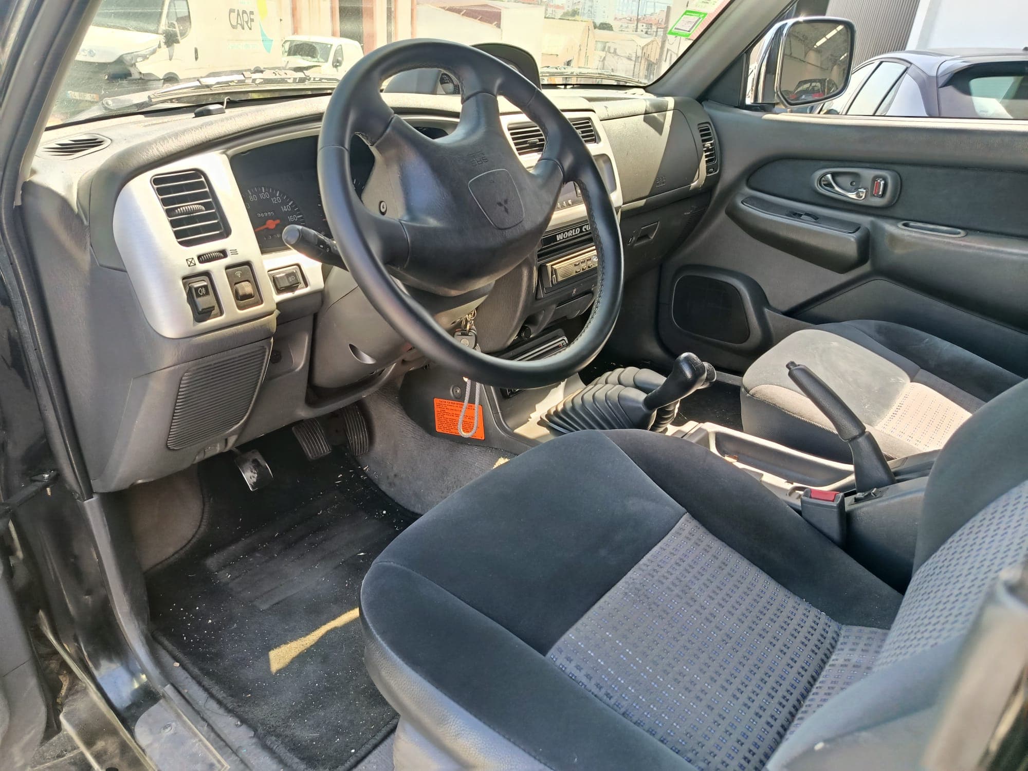 Mitsubishi L 200 · Año 2004 — imagen 10