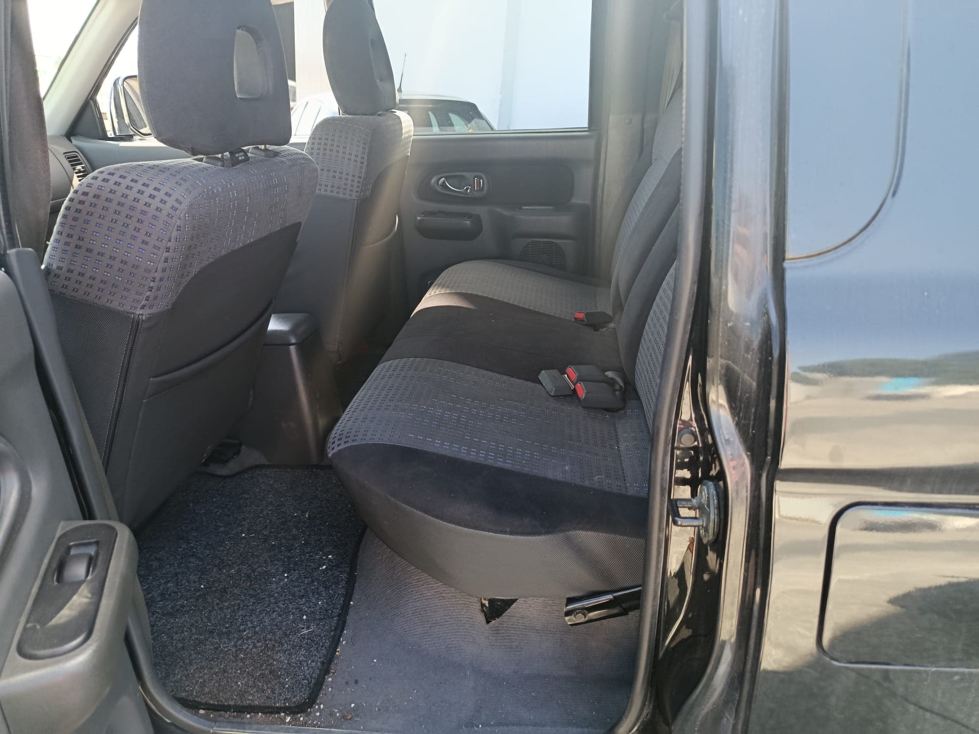 Mitsubishi L 200 · Año 2004 — imagen 19