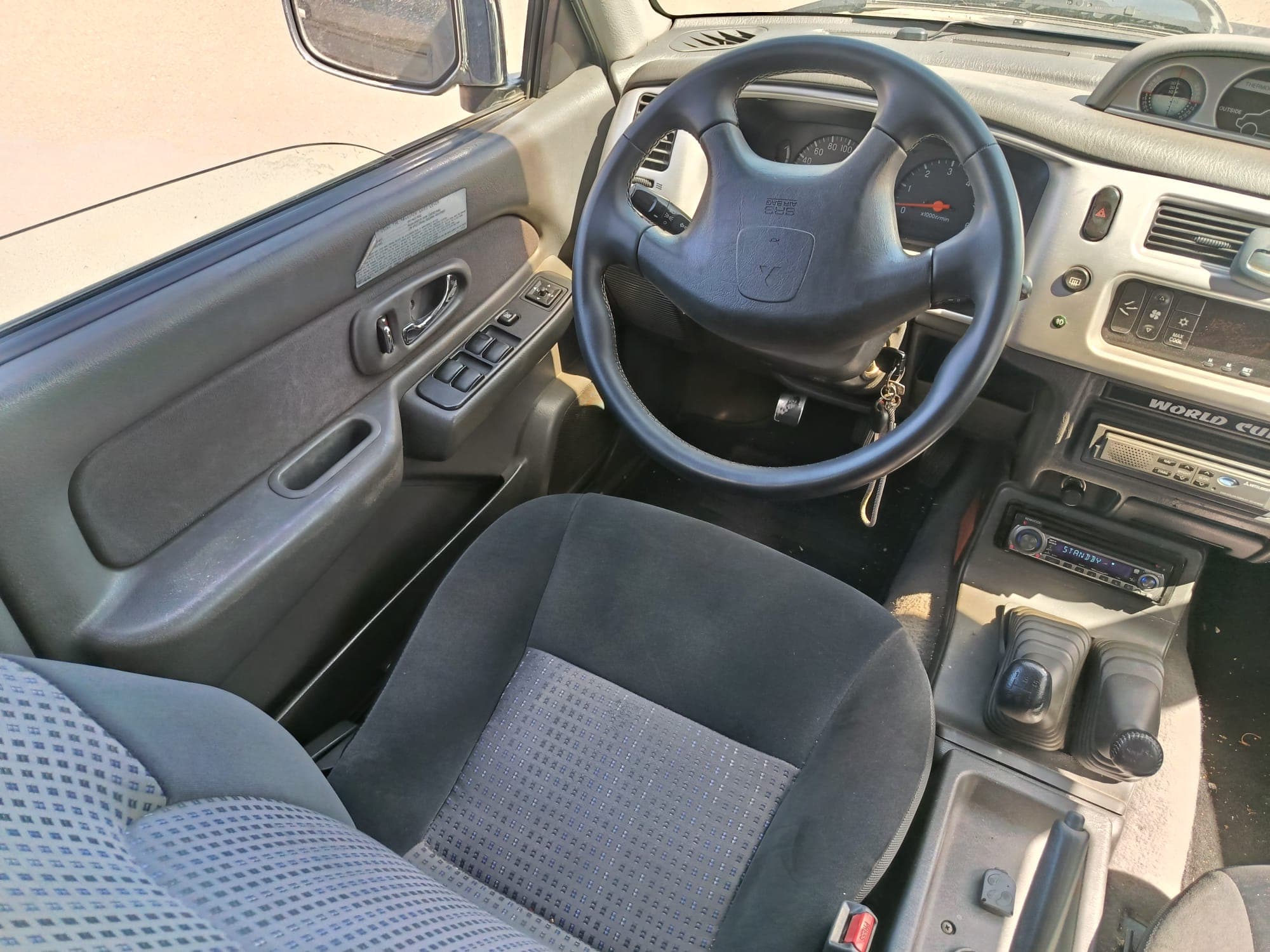 Mitsubishi L 200 · Año 2004 — imagen 18
