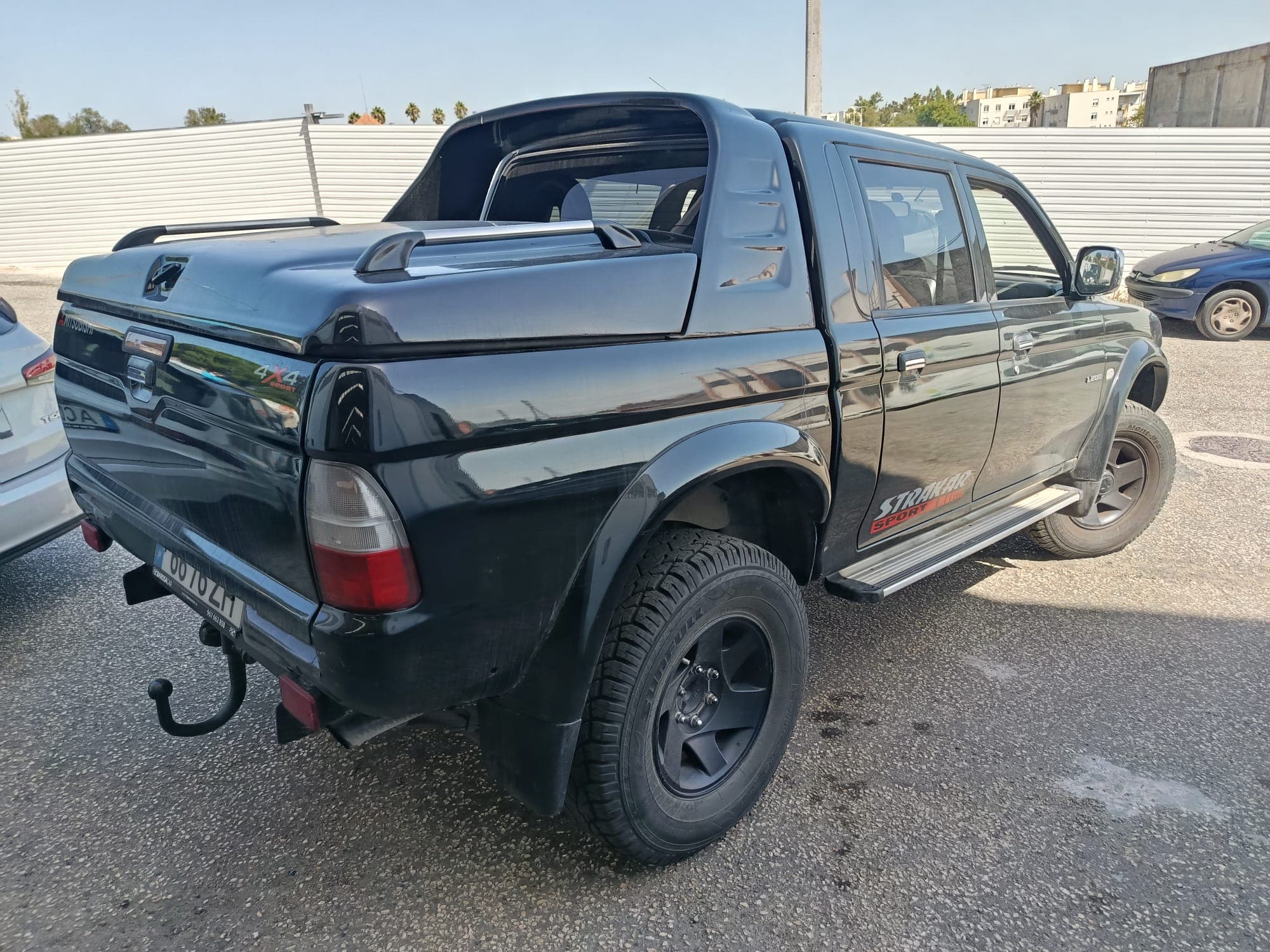 Mitsubishi L 200 · Año 2004 — imagen 6