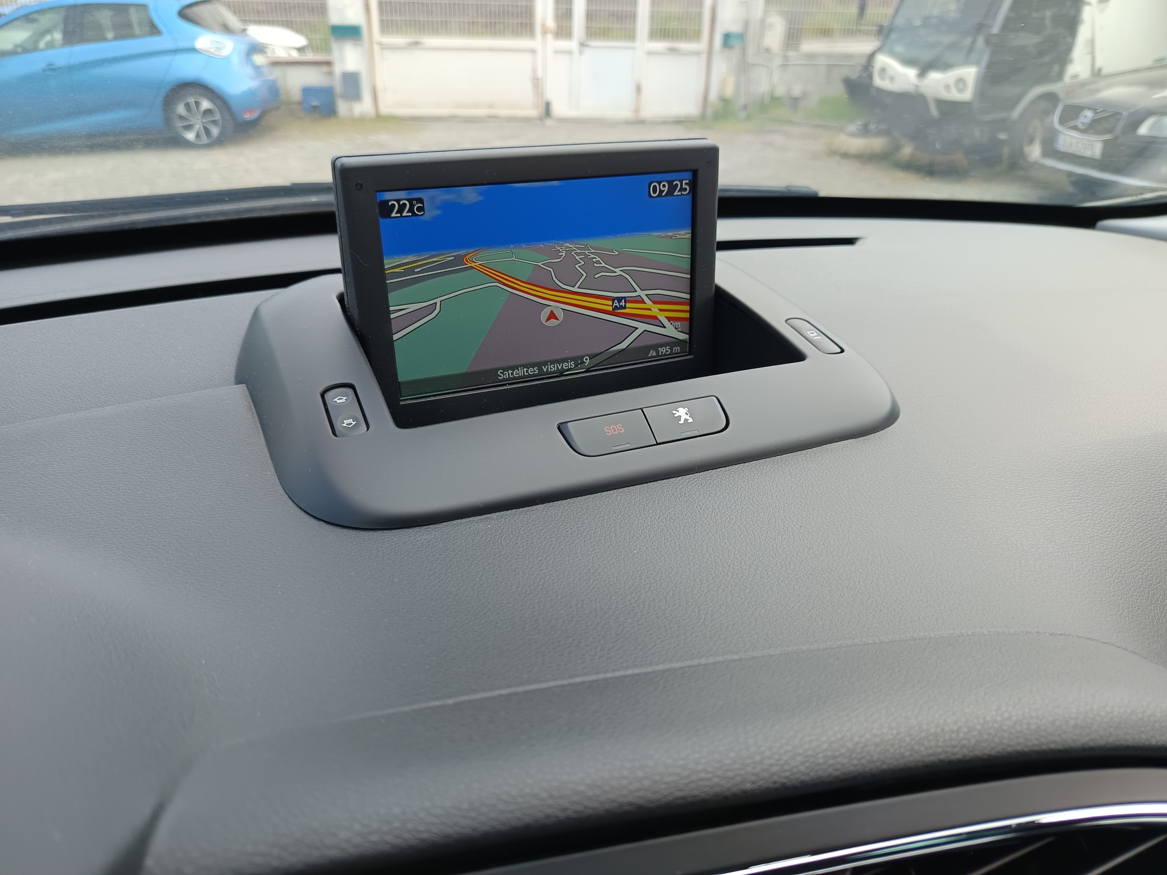 Peugeot 3008 · Ano 2015 — imagen 38